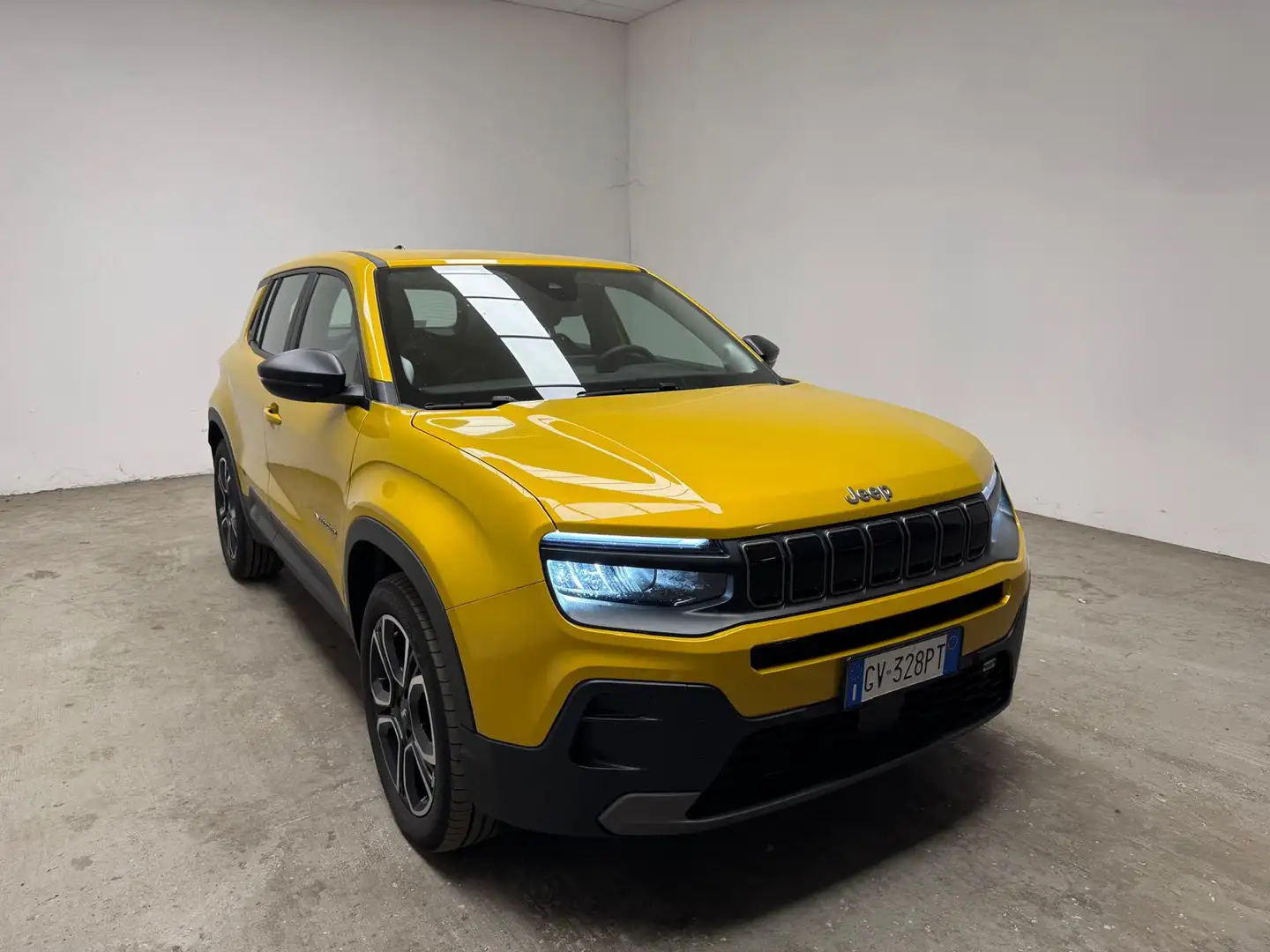 Jeep Avenger 1.2 Turbo e-Hybrid MHEV Longitude Amarillo - 1