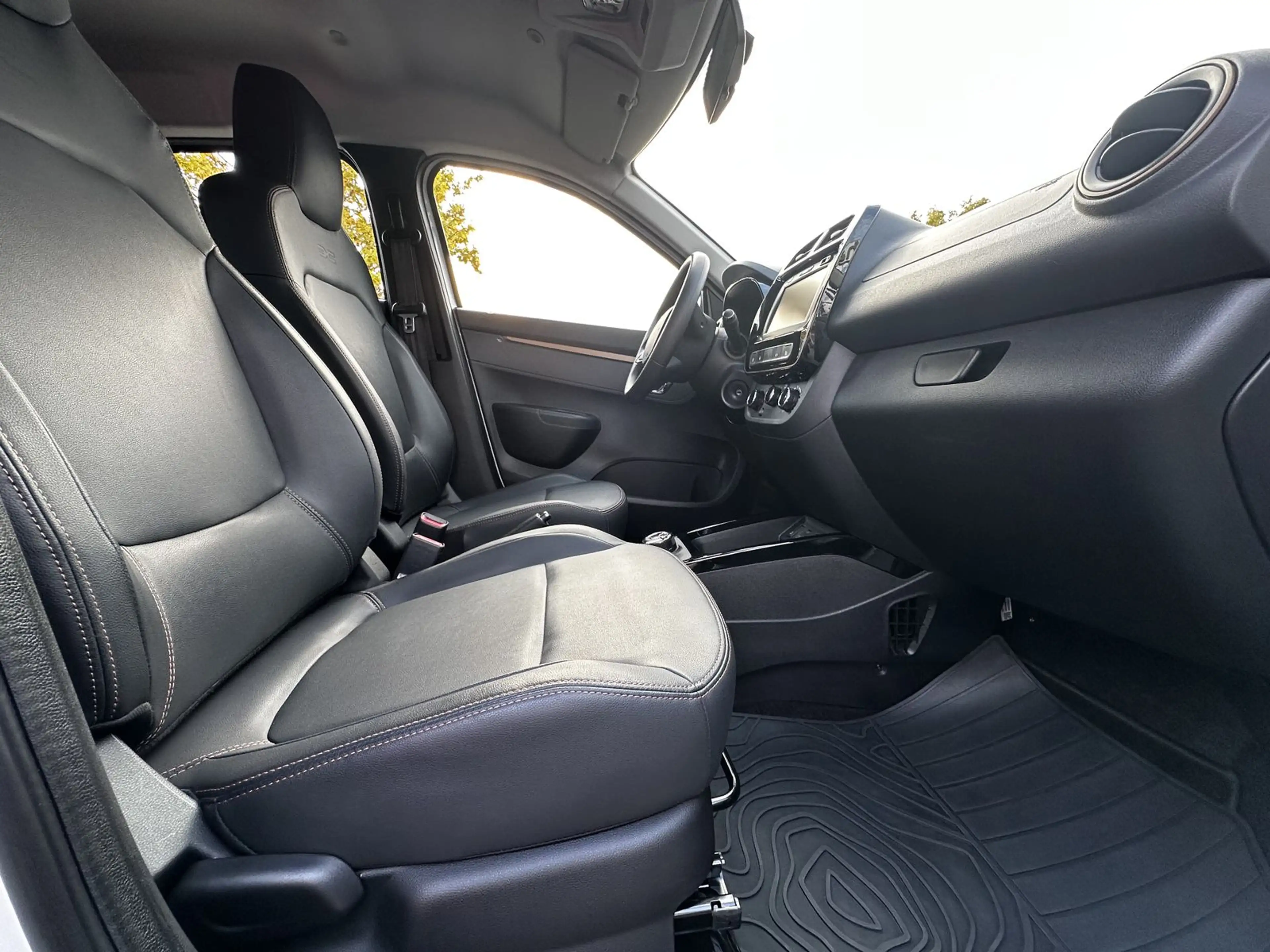 Dacia Spring Spring CCS 65 Extreme — photo 15
