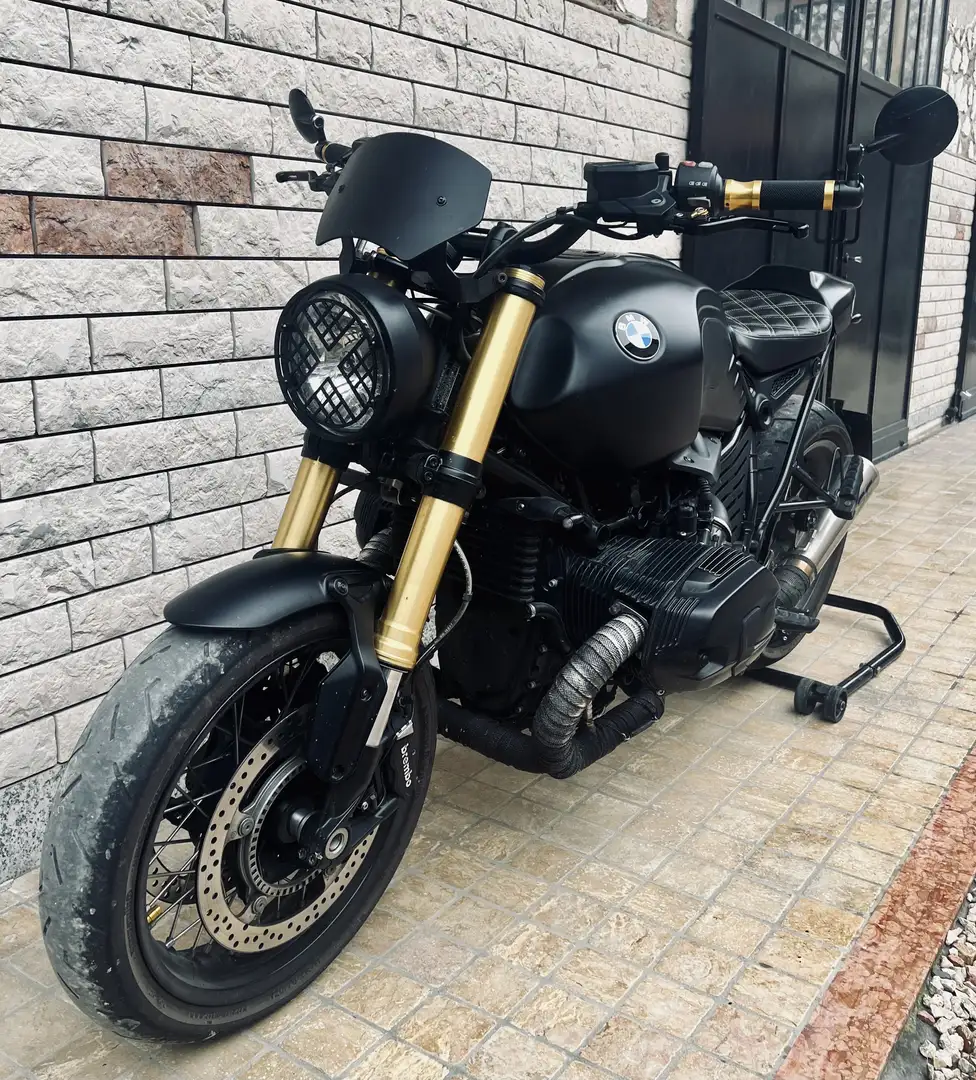 BMW R nineT Café Racer - 1