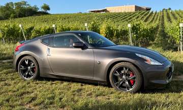 370 Z Pack 40th Anniversary Edition