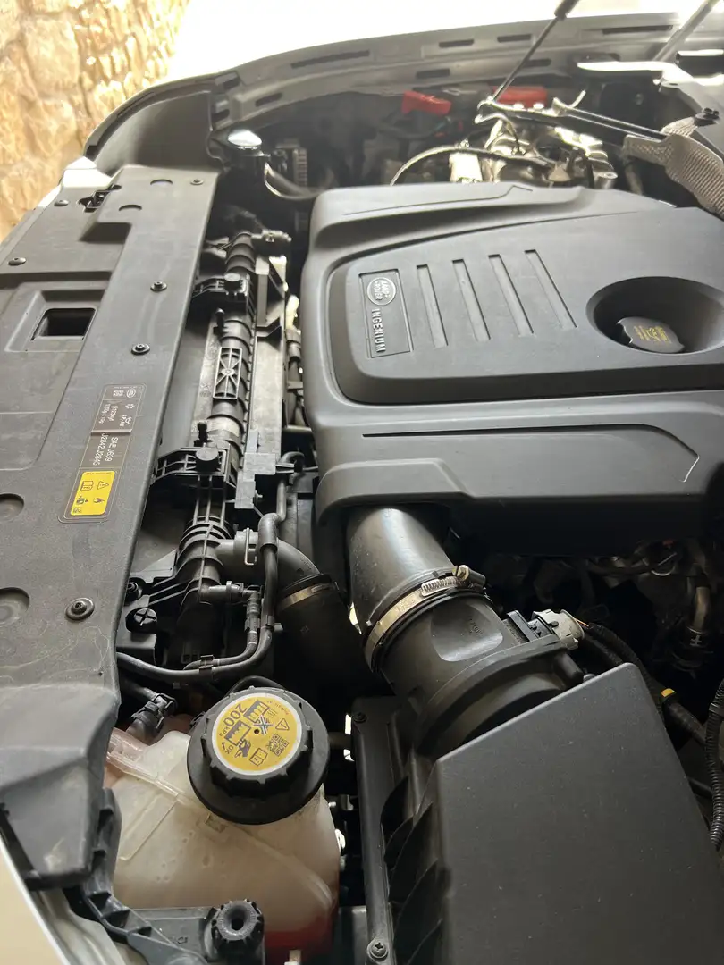 Land Rover Defender 110 2.0d sd4 First Edition awd 240cv auto - 1