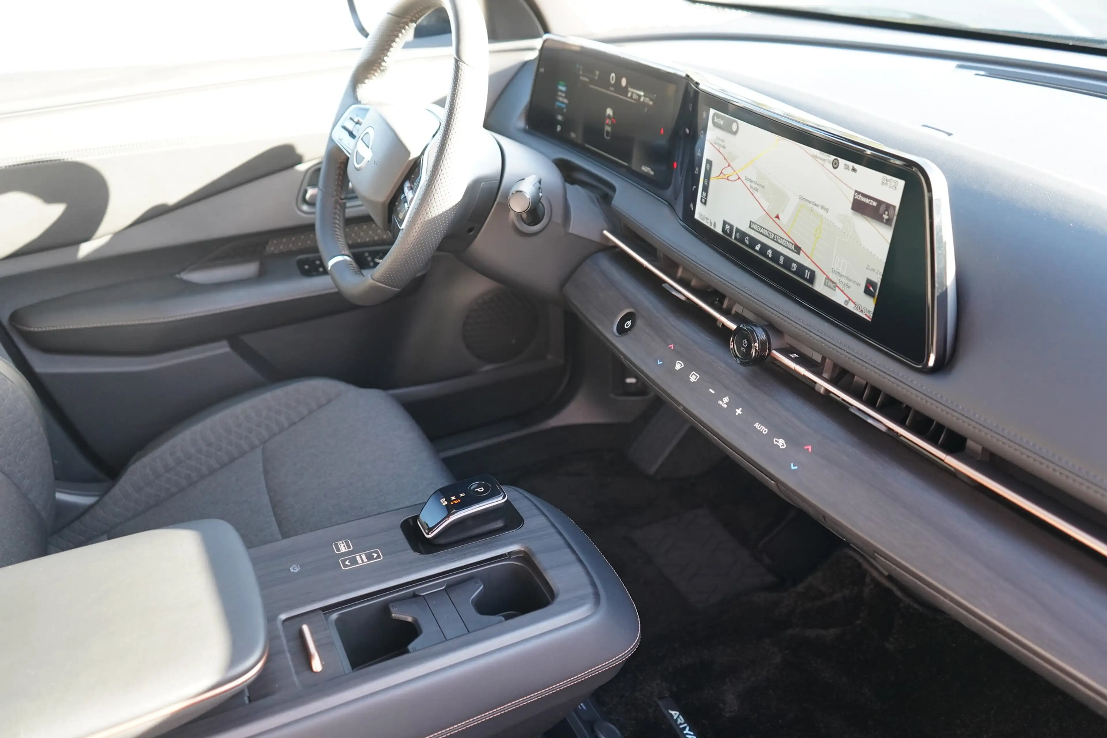 Nissan Ariya LED Navi Kamera 360° Teilleder — photo 5