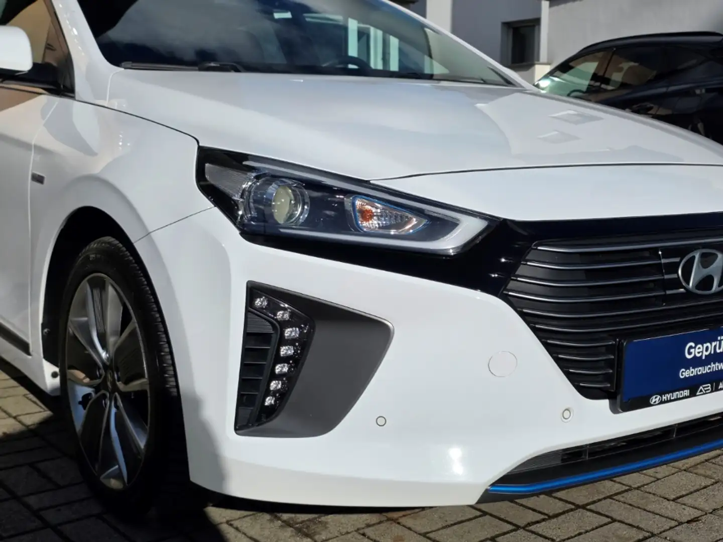 Hyundai IONIQ Hybrid 1.6 GDI DCT Premium, Allwetter, Leder, Kame White - 2