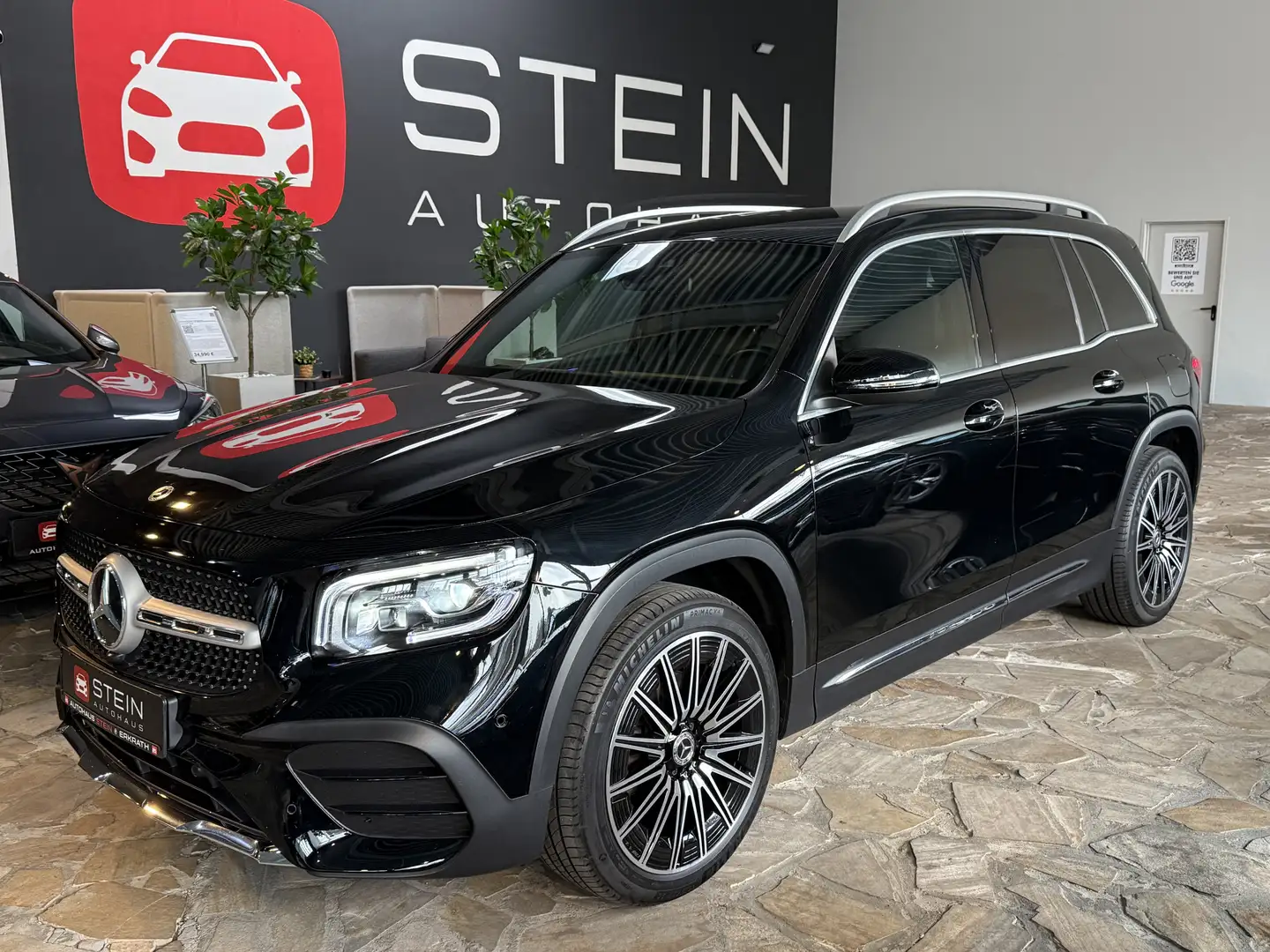 Mercedes-Benz GLB 250 AMG Line Ambiente Kamera Ampelansicht Noir - 1