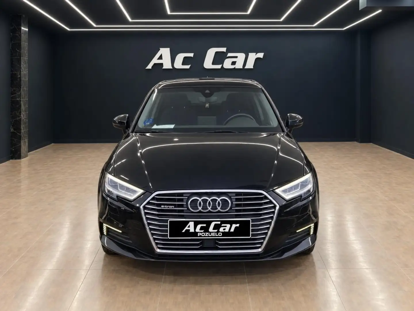 Audi A3 e-tron Sportback - 1