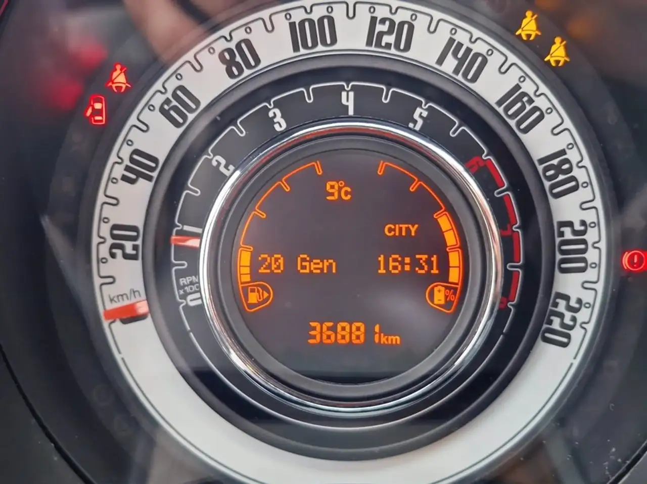 Fiat 500C 1.0 hybrid sport 70cv 15