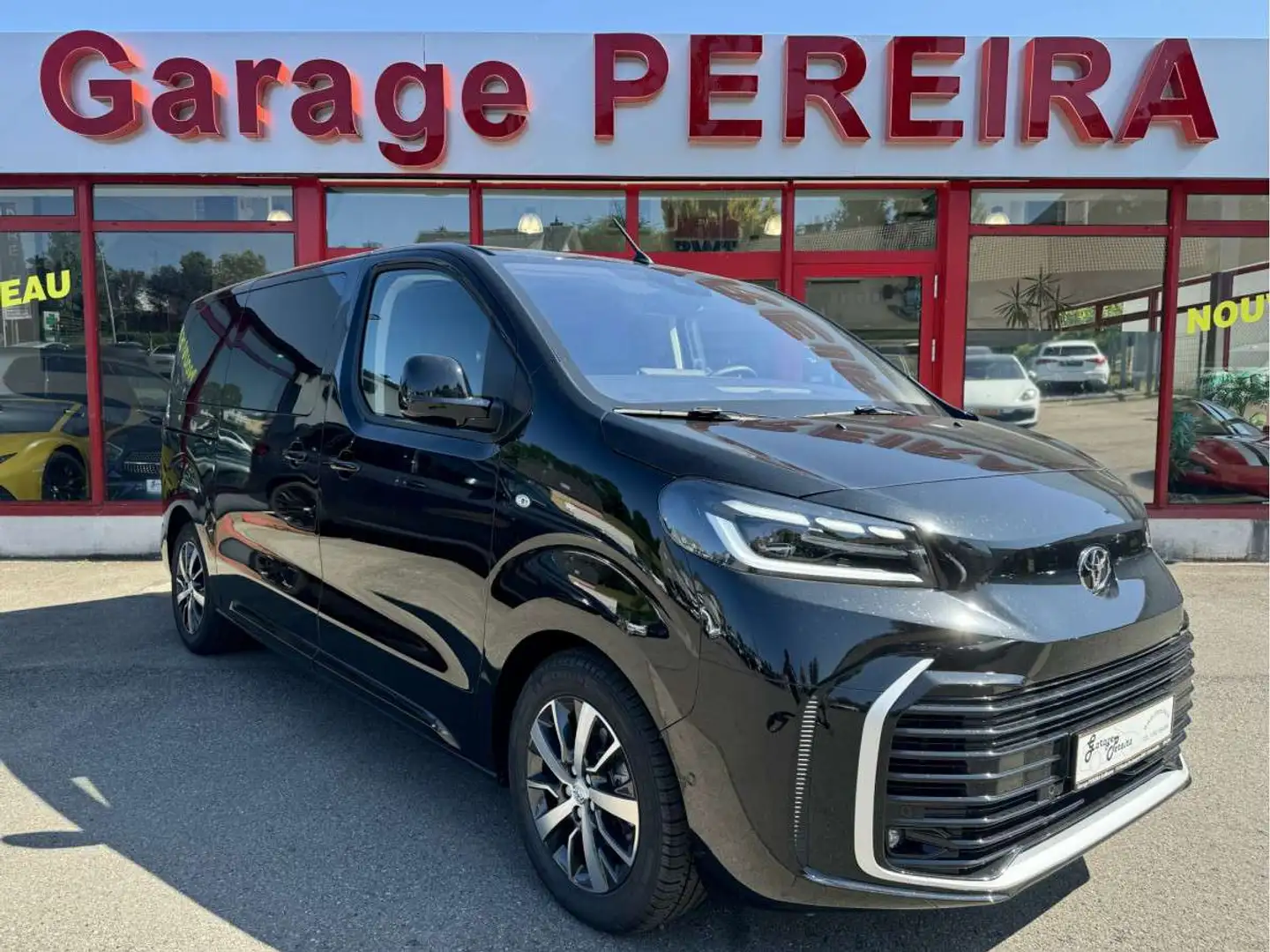 Toyota Proace VERSO L1 7 SITZE VIP LOUNE PANO CUIR NAVI Zwart - 1