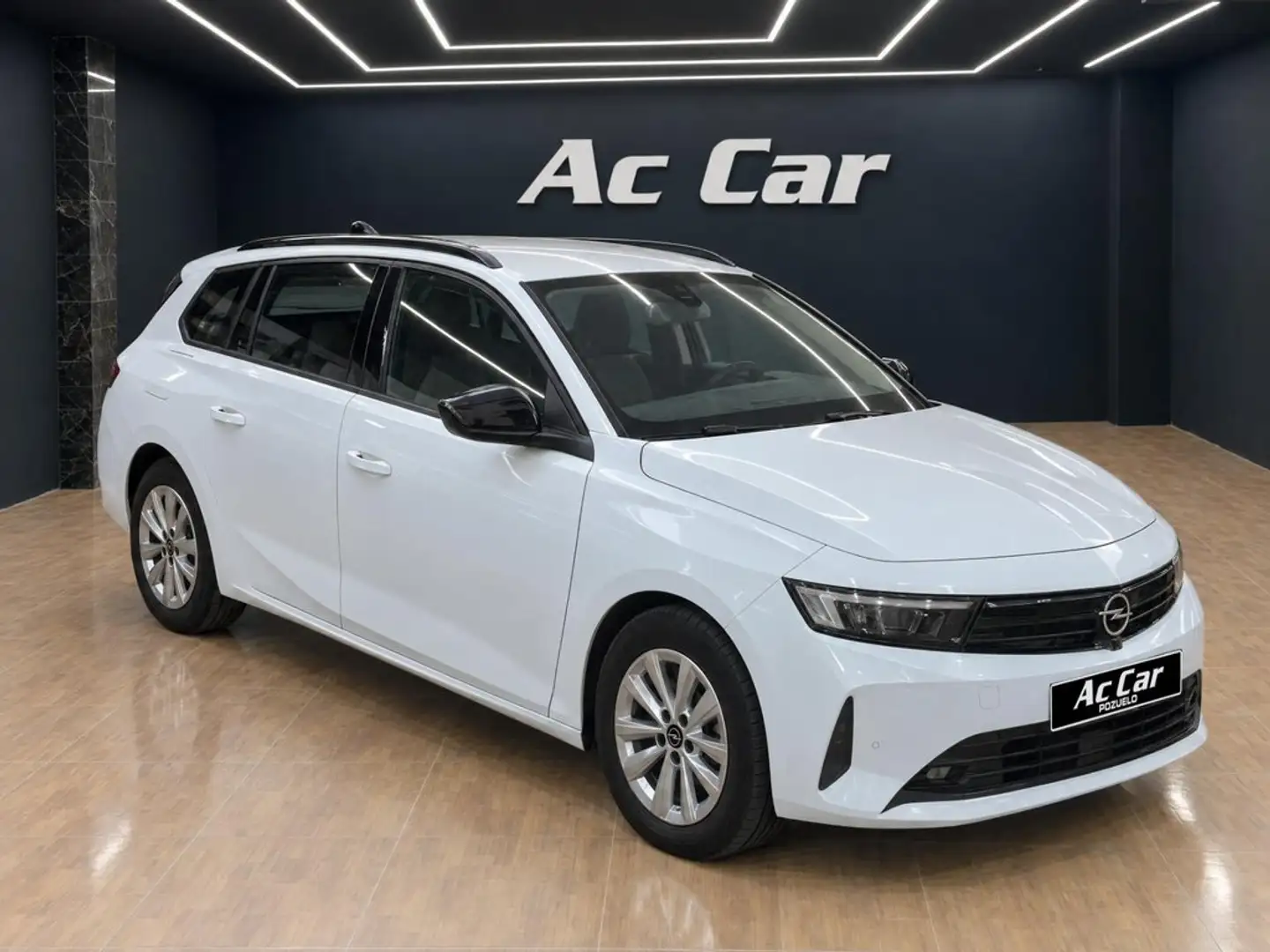 Opel Astra 1.2 Turbo GS Line con Pack Sport - 2