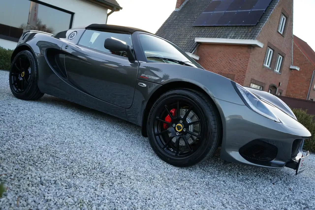 Lotus Elise 2022 — фото 13