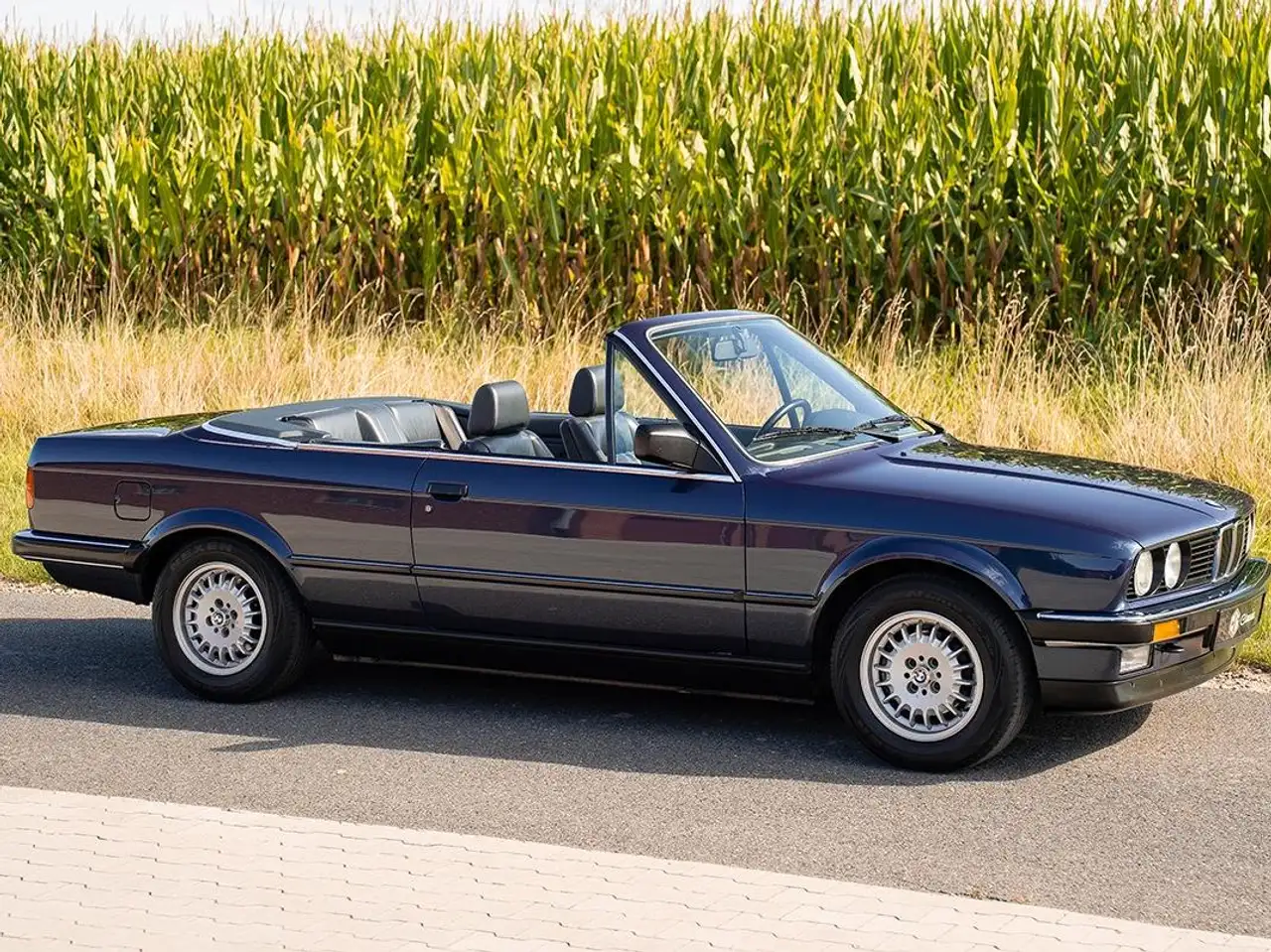 BMW 320i 78.000 km/2.Hand/Erstlack/Volle Historie!, foto 3