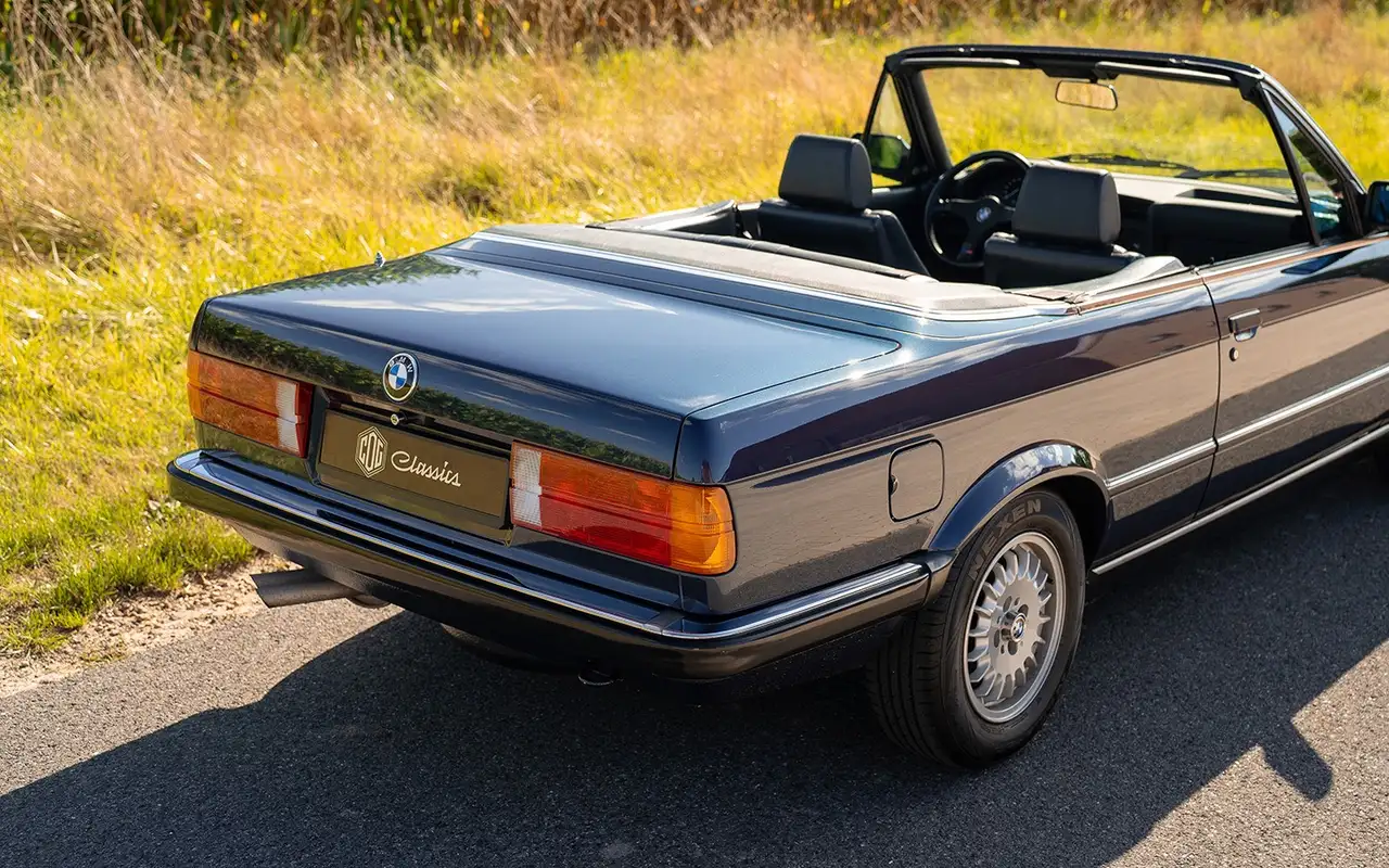 BMW 320i 78.000 km/2.Hand/Erstlack/Volle Historie!, foto 9