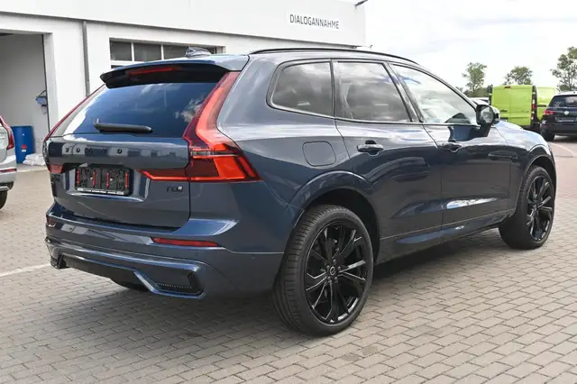 Volvo XC60 view 5