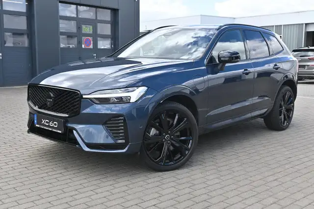 Volvo XC60 main image