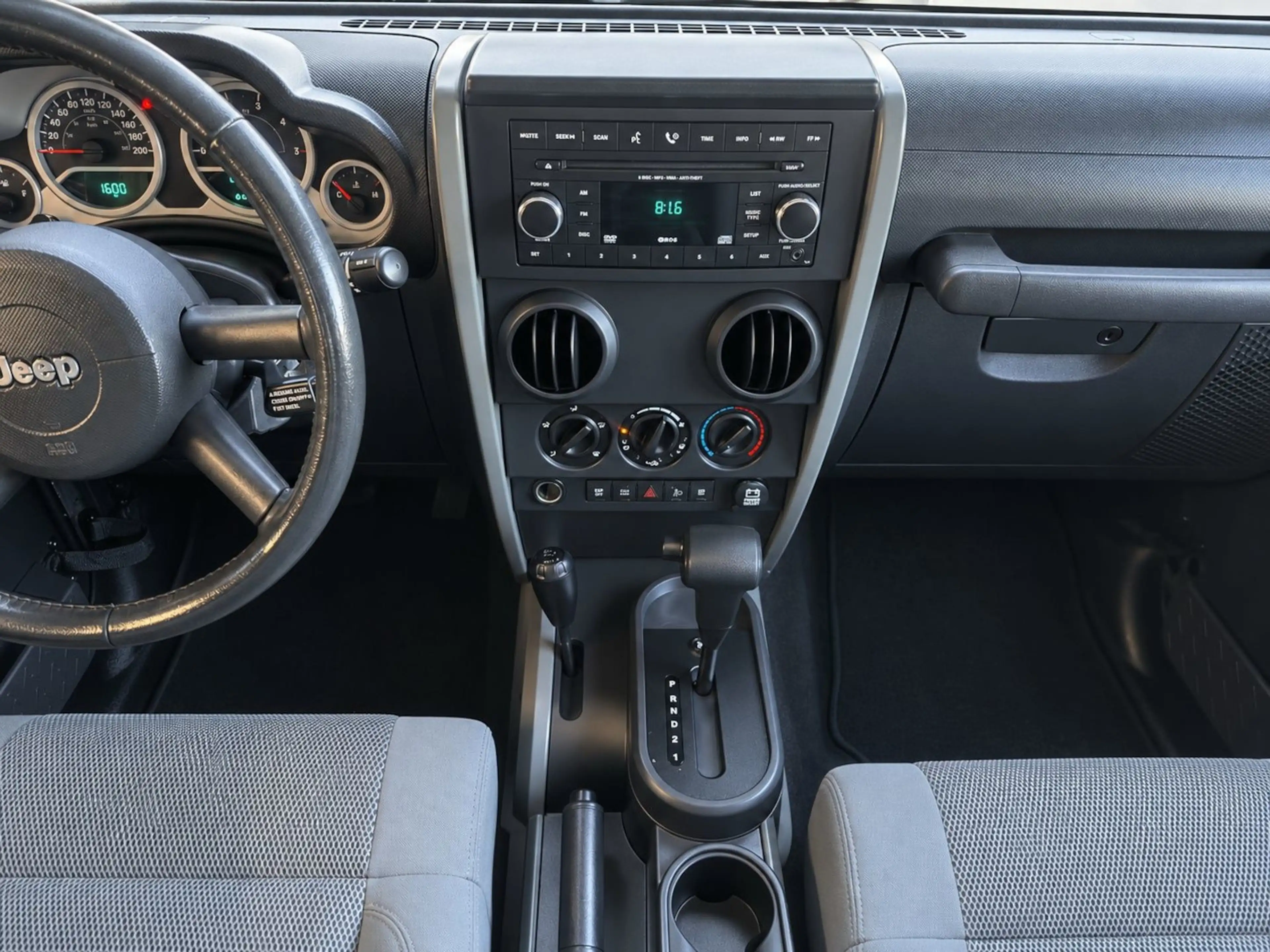 Jeep Wrangler RUBICON 1.HAND Nur 95tsd. km INFINITY — photo 21