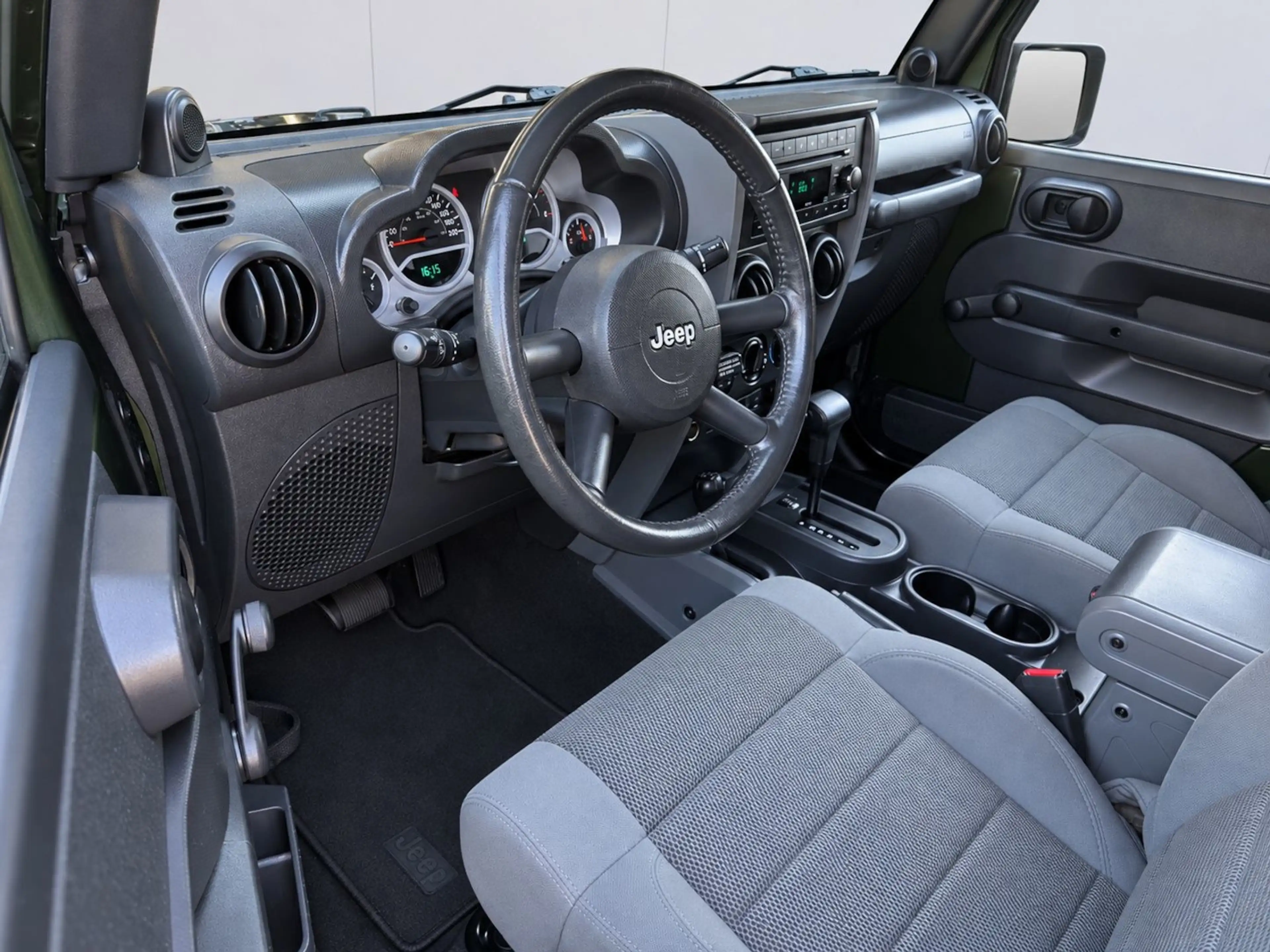 Jeep Wrangler RUBICON 1.HAND Nur 95tsd. km INFINITY — photo 17
