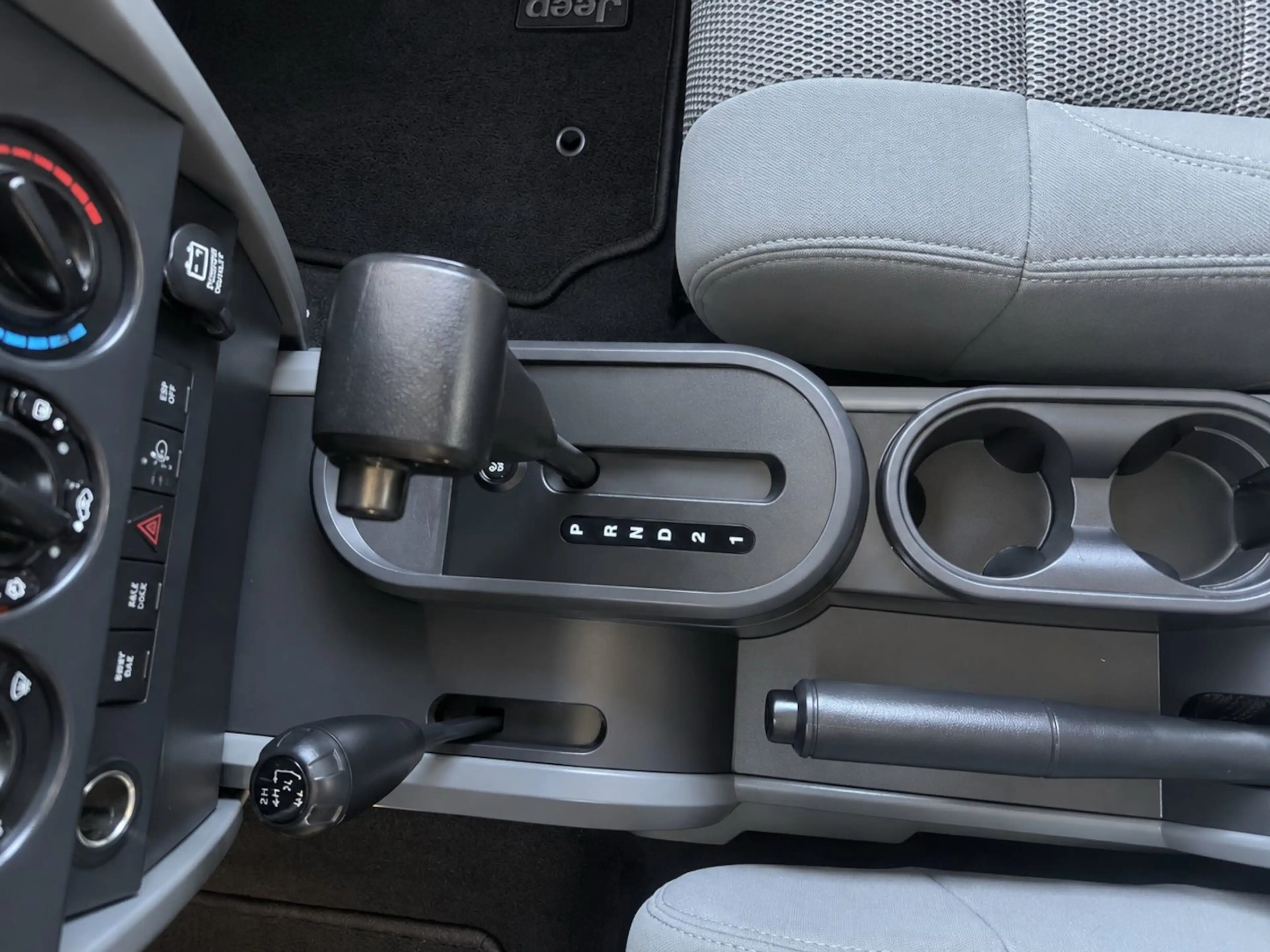 Jeep Wrangler RUBICON 1.HAND Nur 95tsd. km INFINITY — photo 25