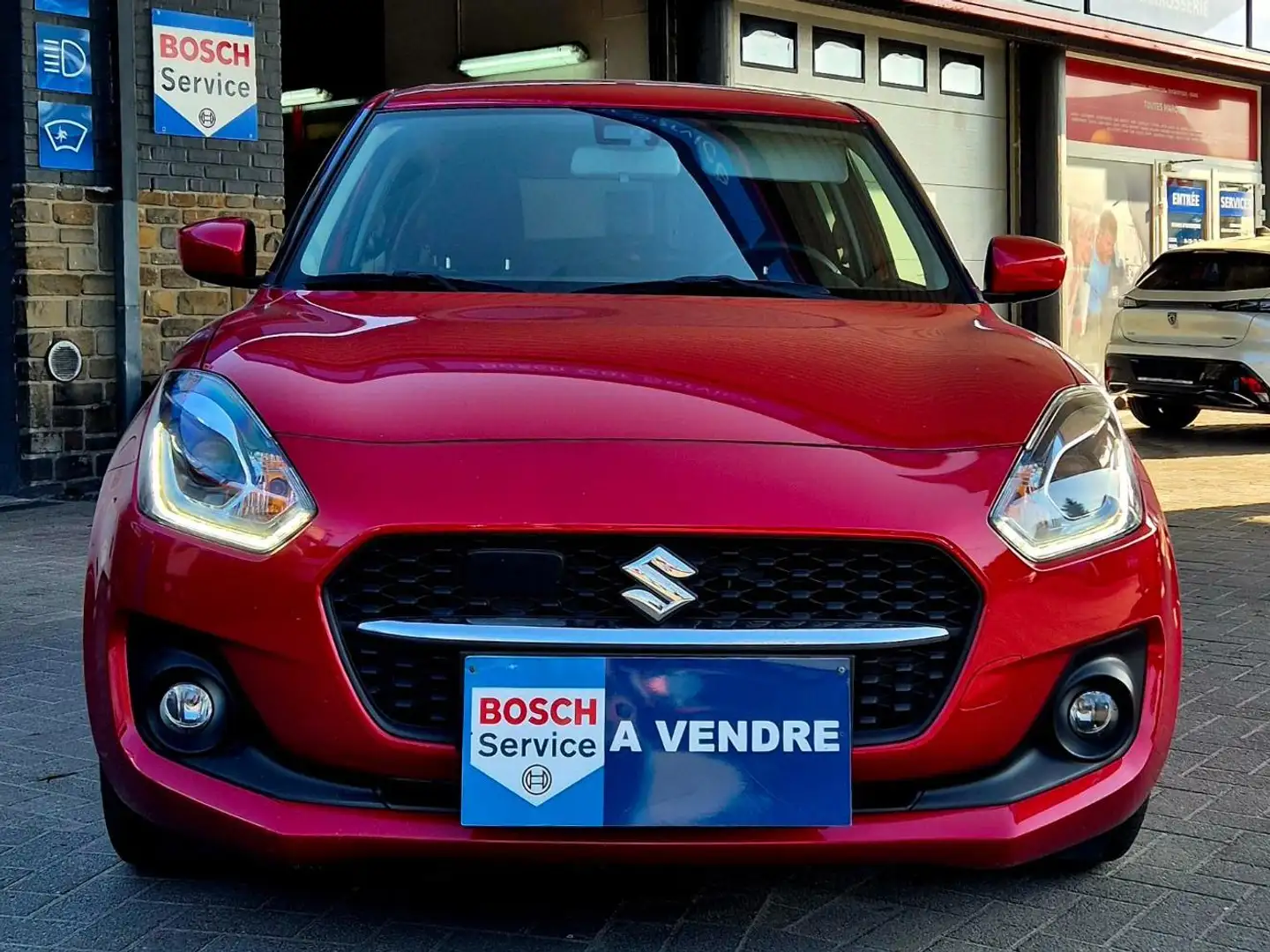 Suzuki Swift 1.2i SHVS GLX 12V // AUTOMATIQUE // Rood - 2