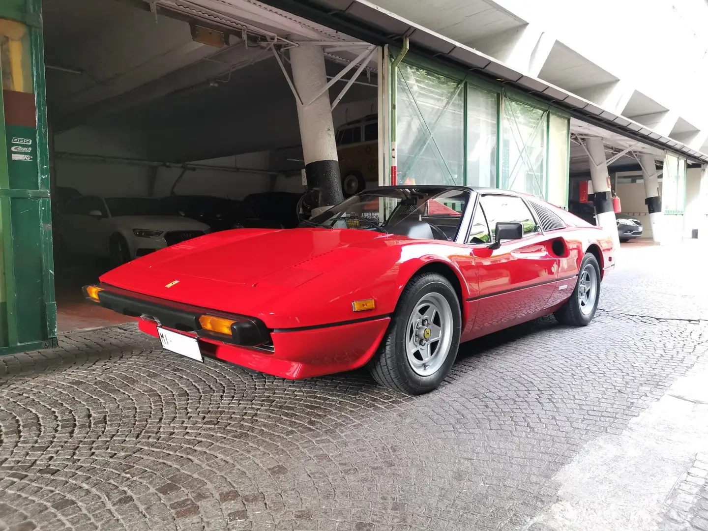 Ferrari 308 308 GTS 2.9 230cv Roşu - 1