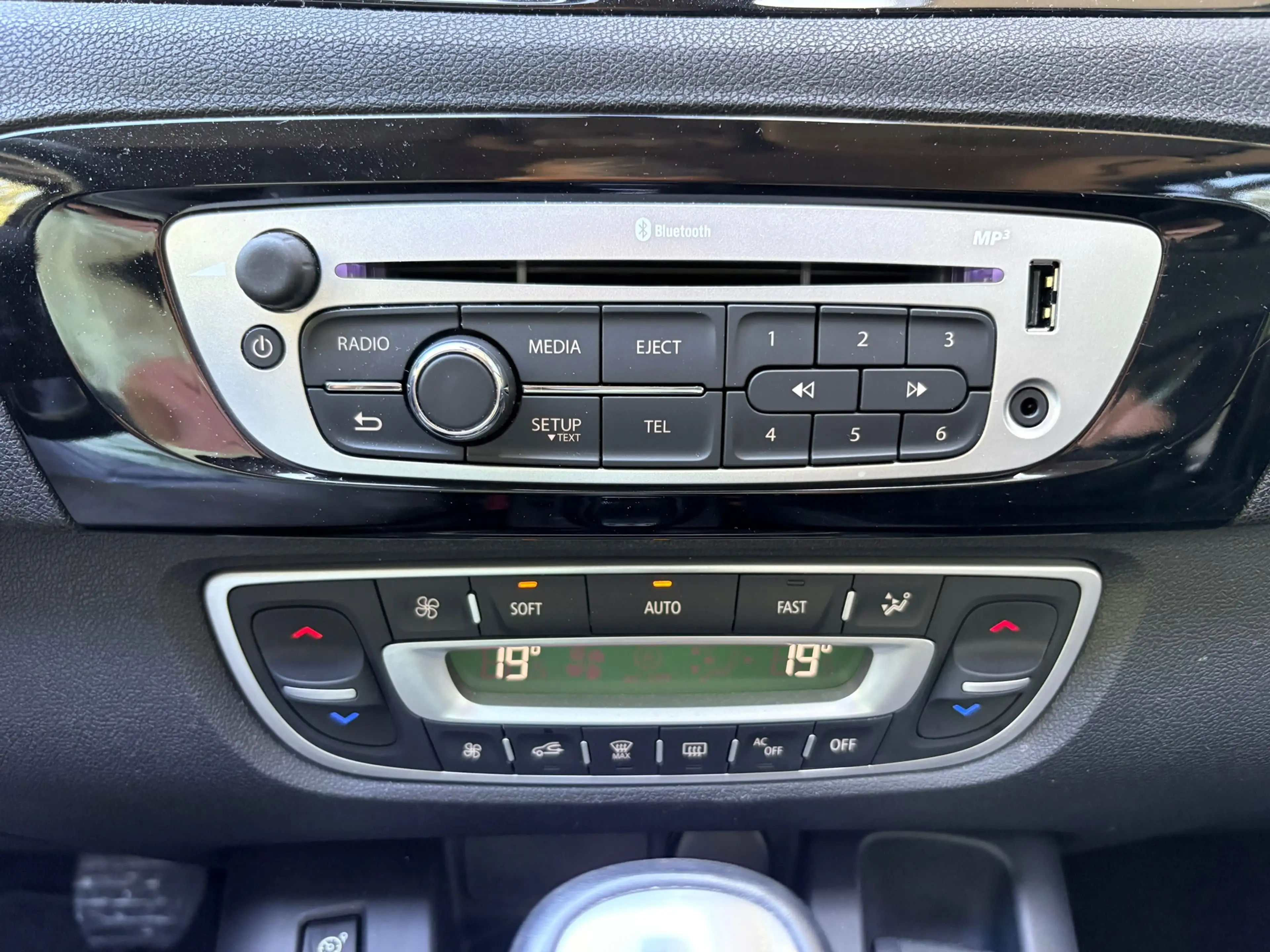 Renault Scenic 2.0 Bose 83Dkm/Clima/Navi/Camera/PDC/Trekhaak — photo 12