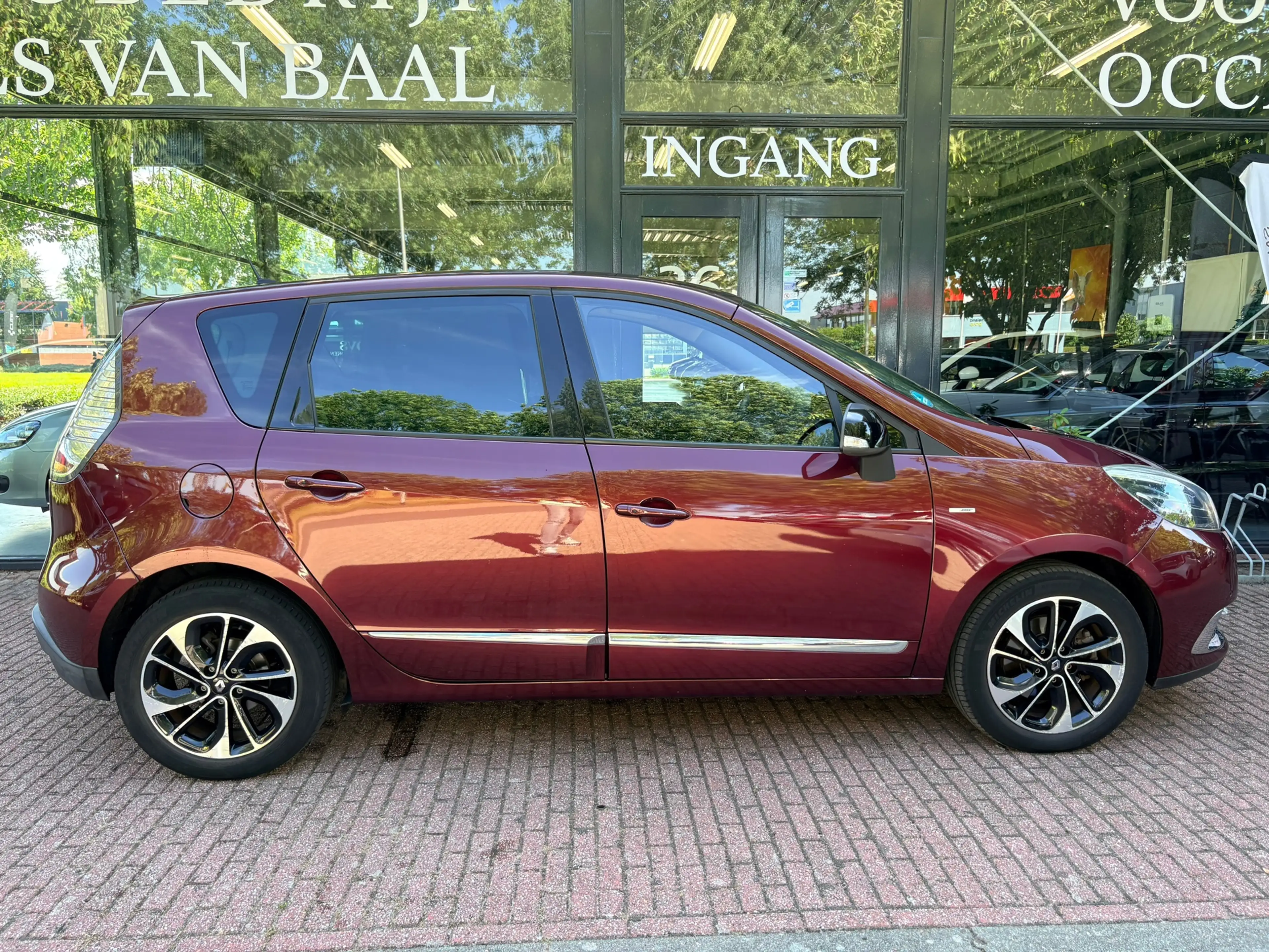 Renault Scenic 2.0 Bose 83Dkm/Clima/Navi/Camera/PDC/Trekhaak — photo 6