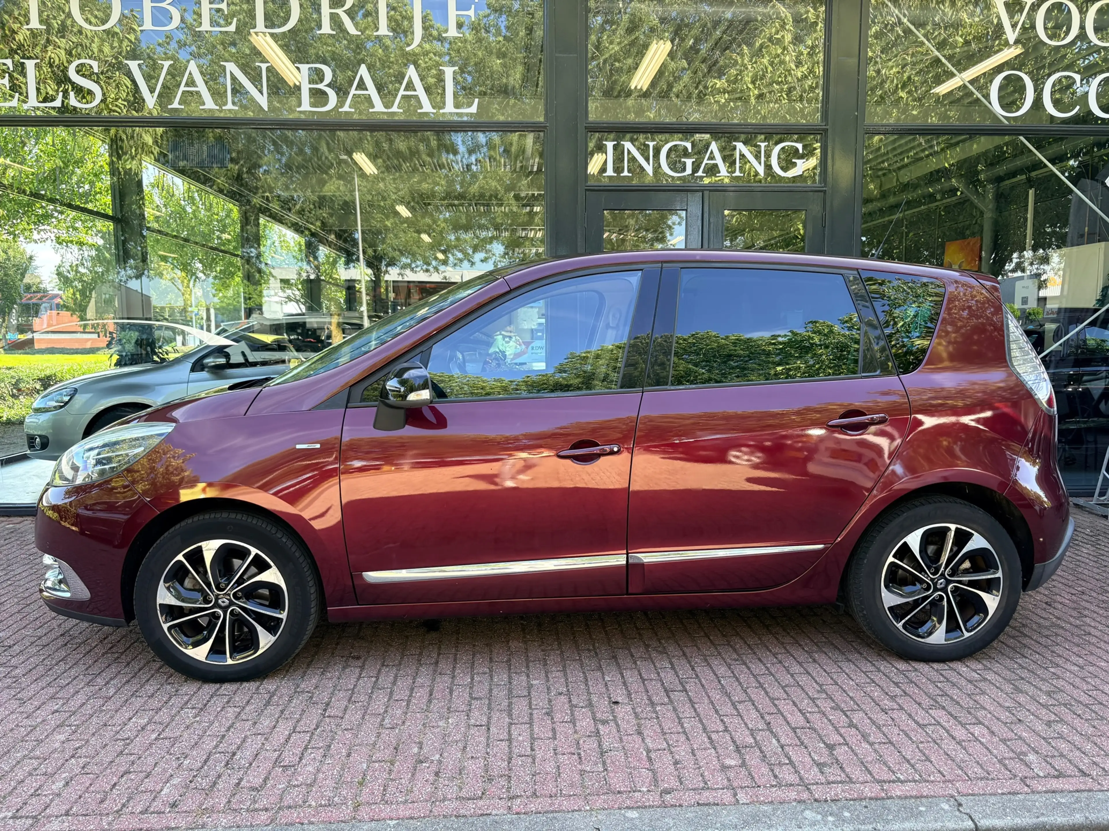 Renault Scenic 2.0 Bose 83Dkm/Clima/Navi/Camera/PDC/Trekhaak — photo 3