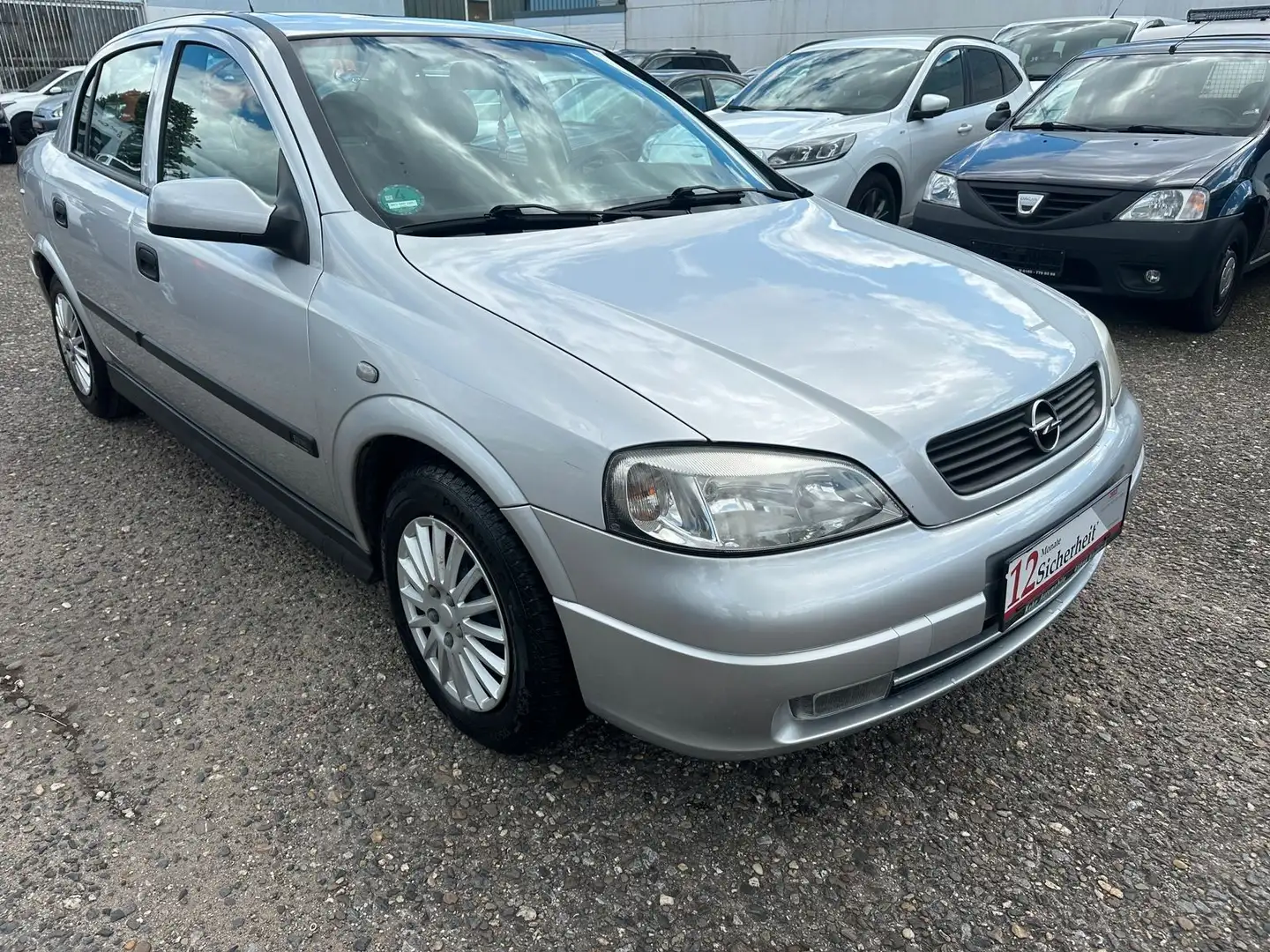 Opel Astra 1.6 Elegance/Autom./Neu ZR/ Silber - 1