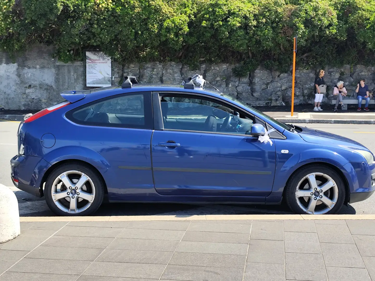 Ford Focus Focus II 2005 3p 1.6 tdci 90cv Blu/Azzurro - 1