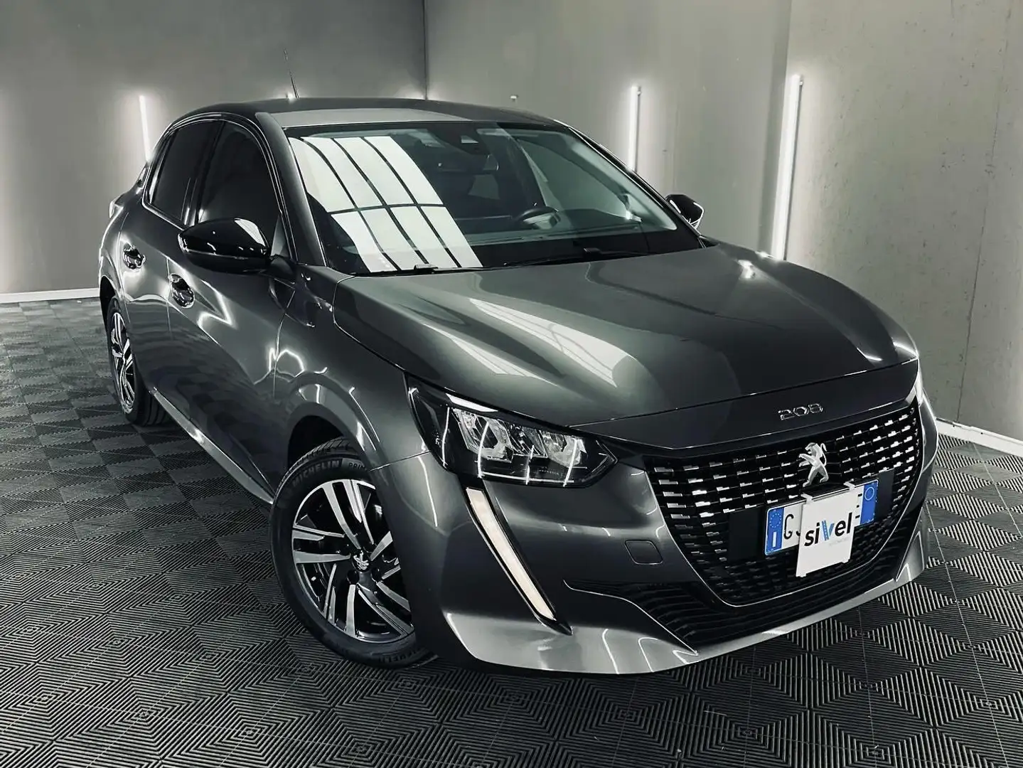 Peugeot 208 1.5 bluehdi Allure Pack s Gris - 1