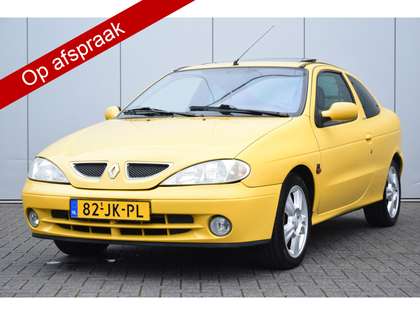Renault Megane Coupé 2.0-16V Privilege Schuifdak Airco Navi Leer