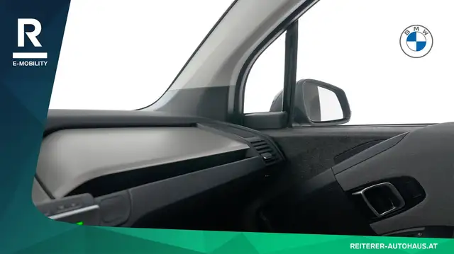 BMW I3 view 26