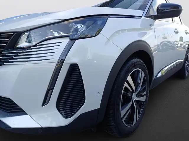 Peugeot 3008 view 9
