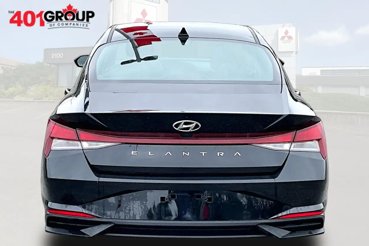Hyundai ELANTRA снимка Hyundai ELANTRA