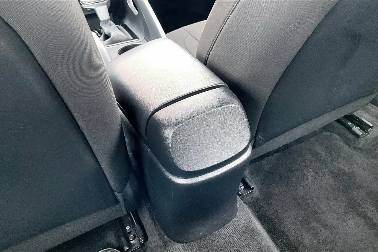 Hyundai ELANTRA снимка Hyundai ELANTRA