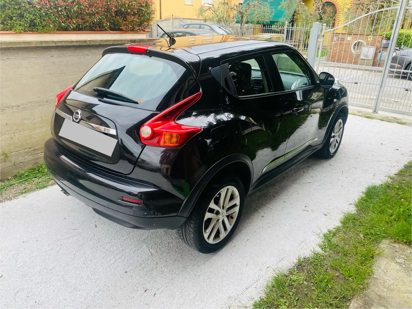 Nissan Juke 1.5 dci Acenta Nero - 2