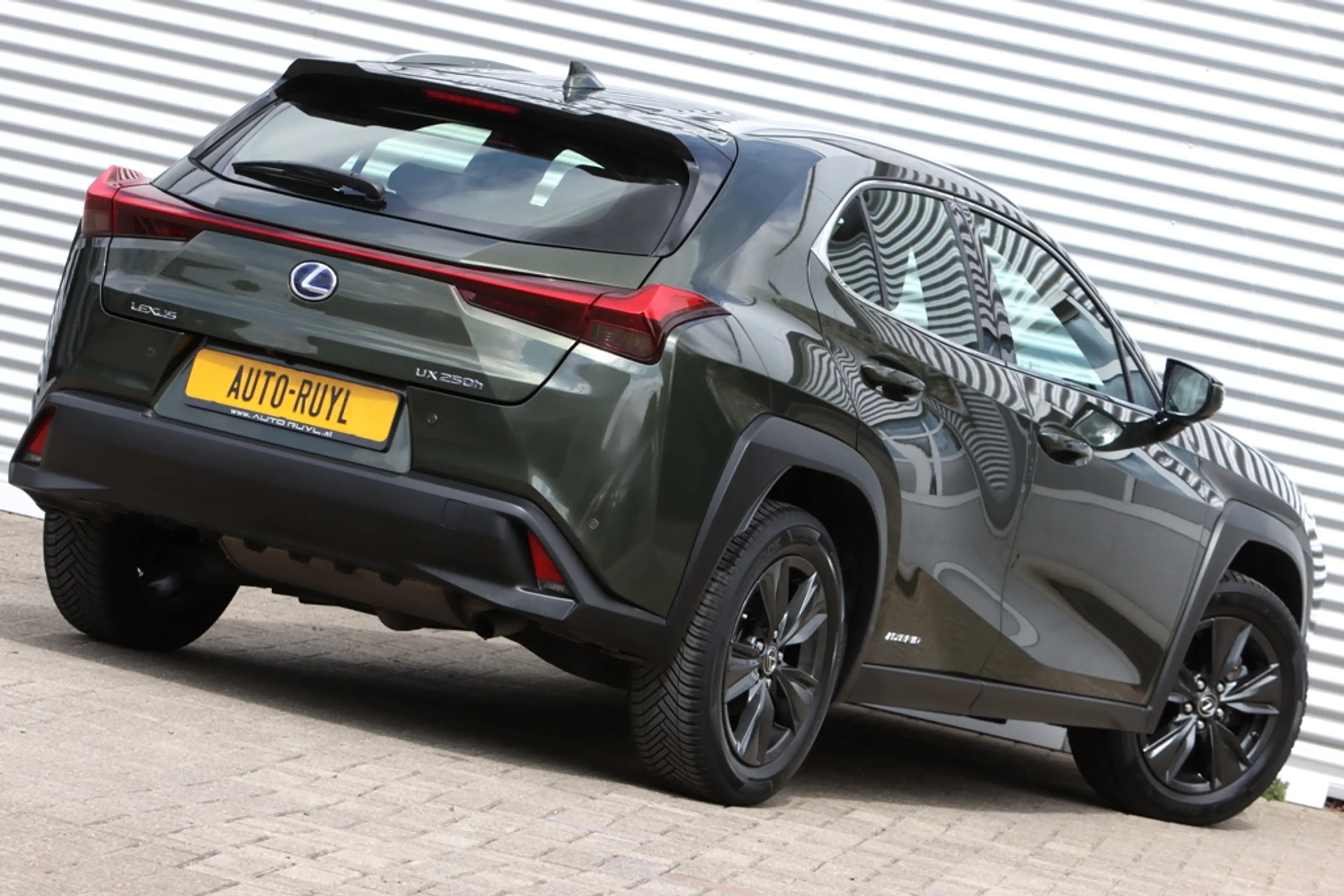 Lexus UX 250h Luxury Line Leer — photo 12