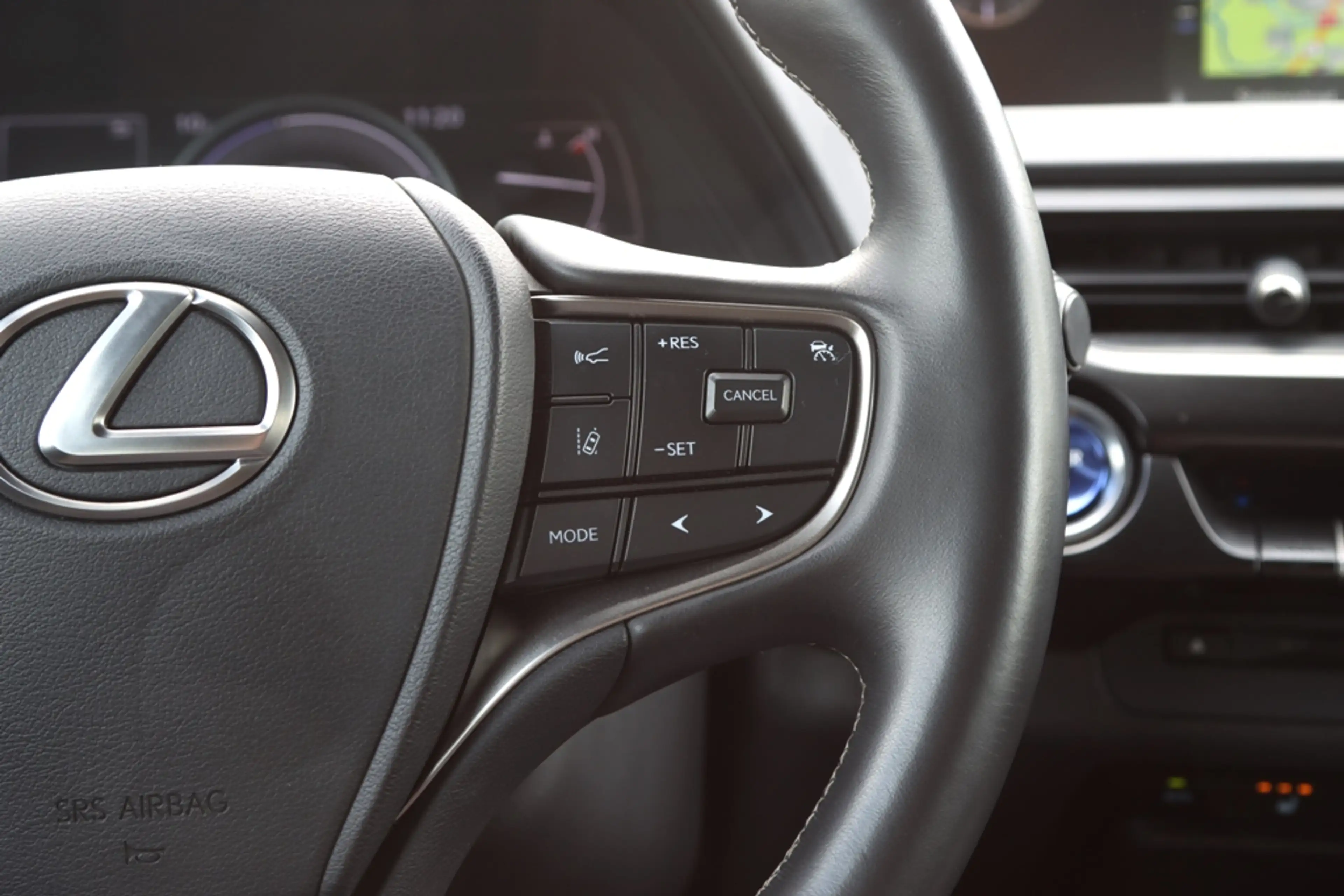 Lexus UX 250h Luxury Line Leer — photo 21