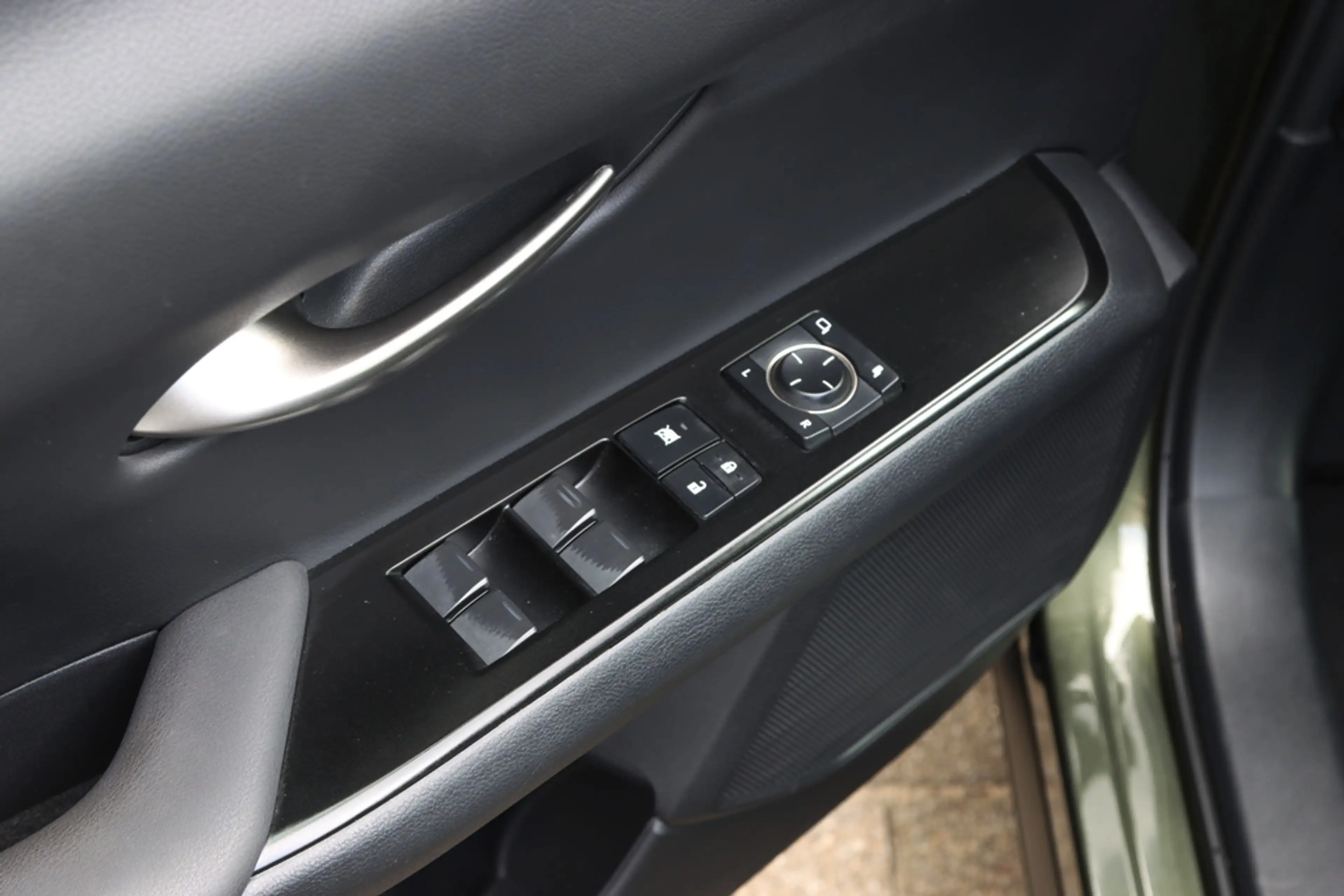 Lexus UX 250h Luxury Line Leer — photo 26