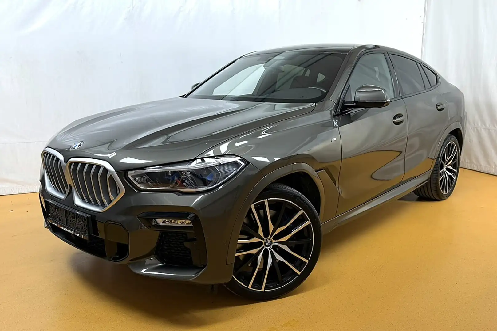 BMW X6 xDrive40d 48V Aut. ///M-Paket Grau - 1