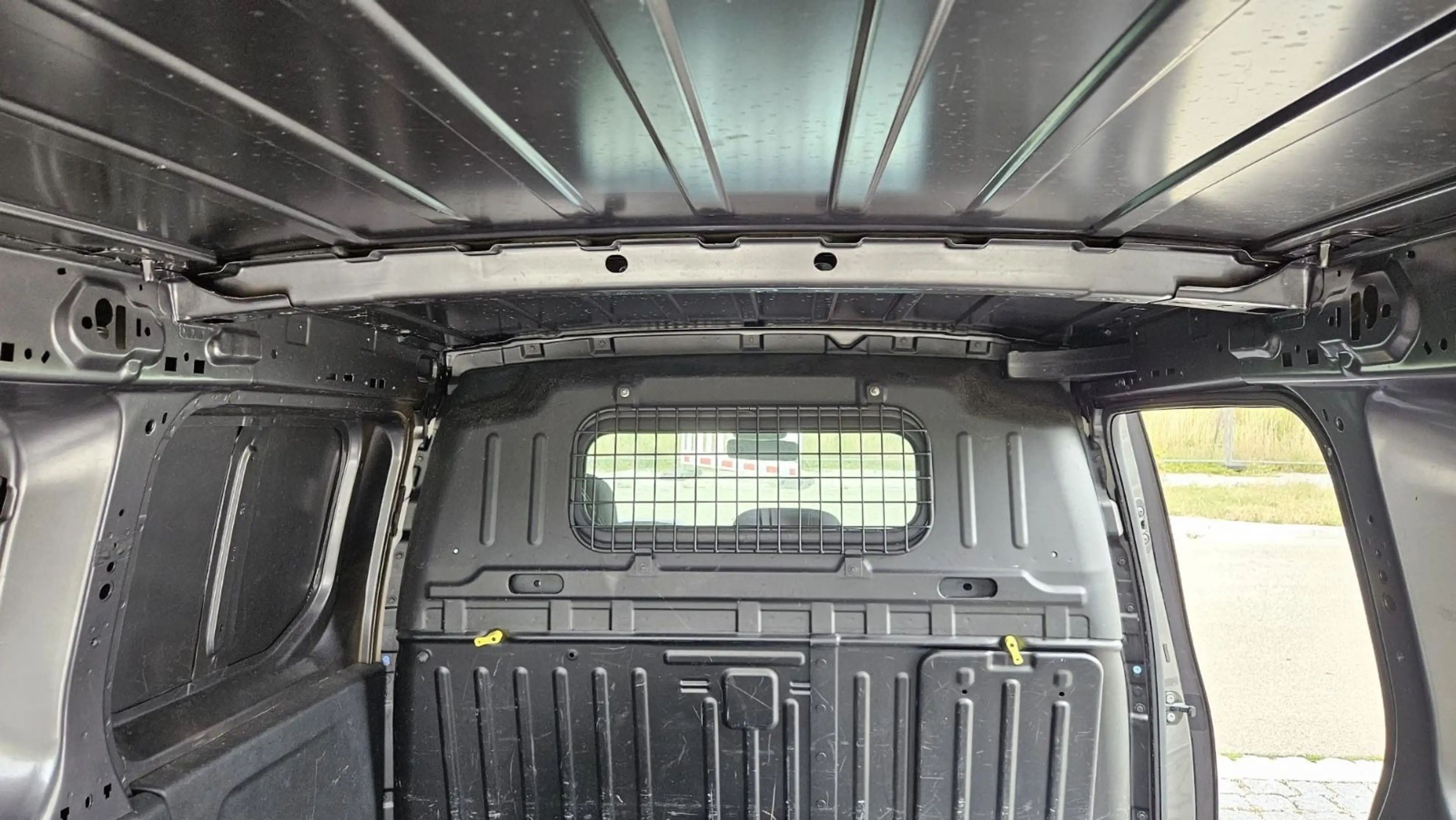 Peugeot Partner Premium L2 Klima PDC — photo 14