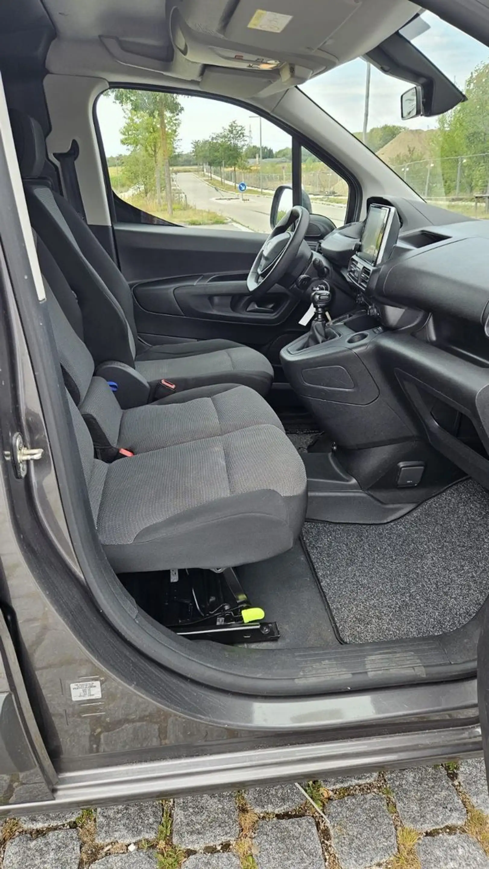 Peugeot Partner Premium L2 Klima PDC — photo 15