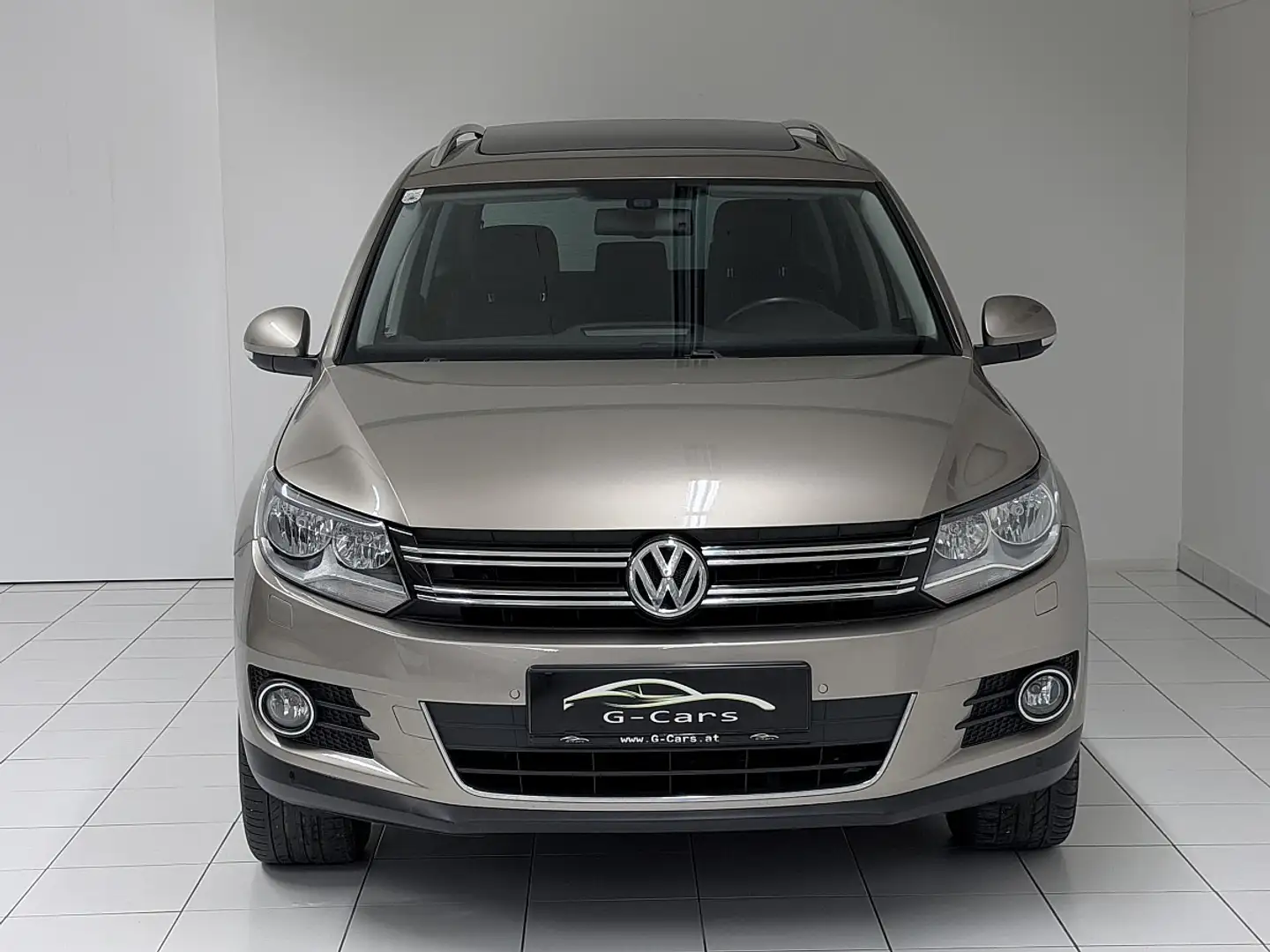 Volkswagen Tiguan 2,0 TDI BMT 4Motion Cup*AHK*PANO*NAVI*SHZ* Beige - 2