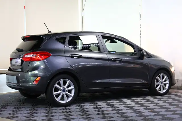Ford Fiesta view 6