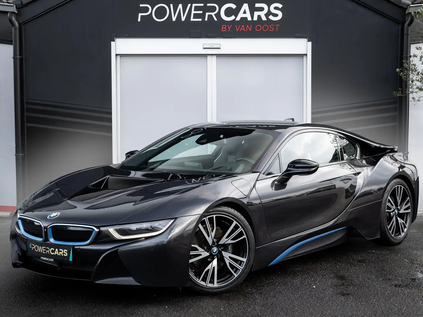 BMW i8 COUPE | H/K | HUD | SURROUND | 20" Grau - 1