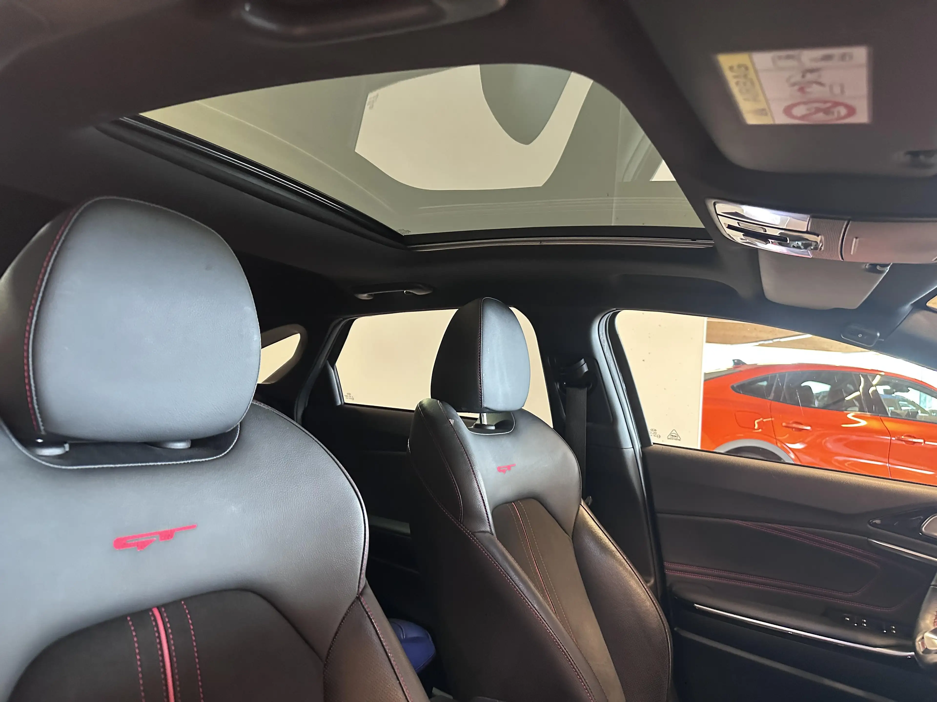 Kia ProCeed / pro_cee'd 1.6 T-GDi GT DCT 204 PK — photo 9