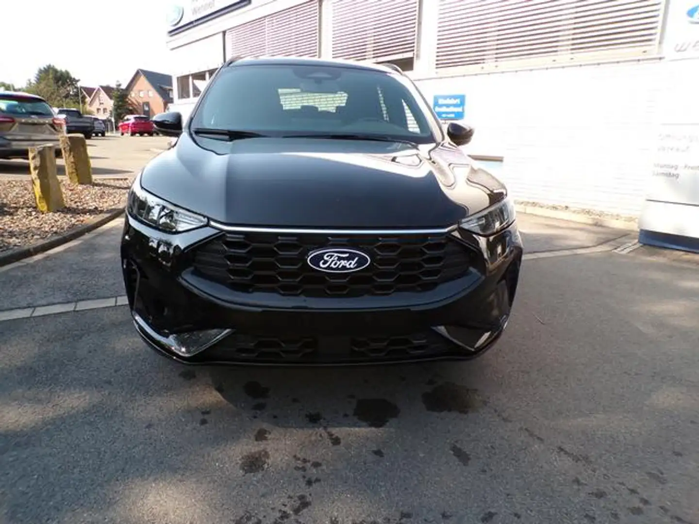 Ford Kuga ST Line 1,5 i Automatik  Winterpaket / FGS 5 Jahre Nero - 2