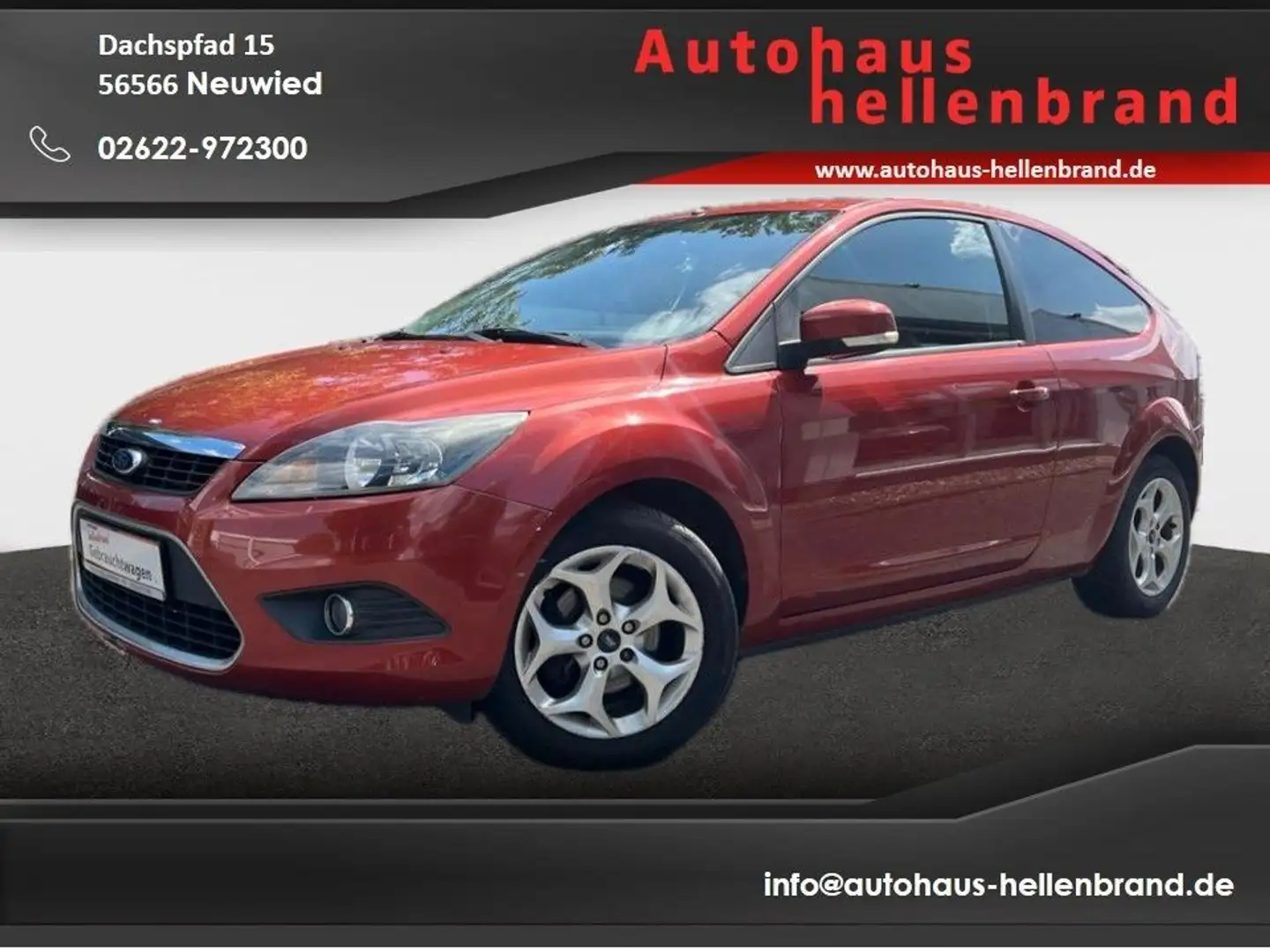 Ford Focus 1.8 Titanium Oranje - 1