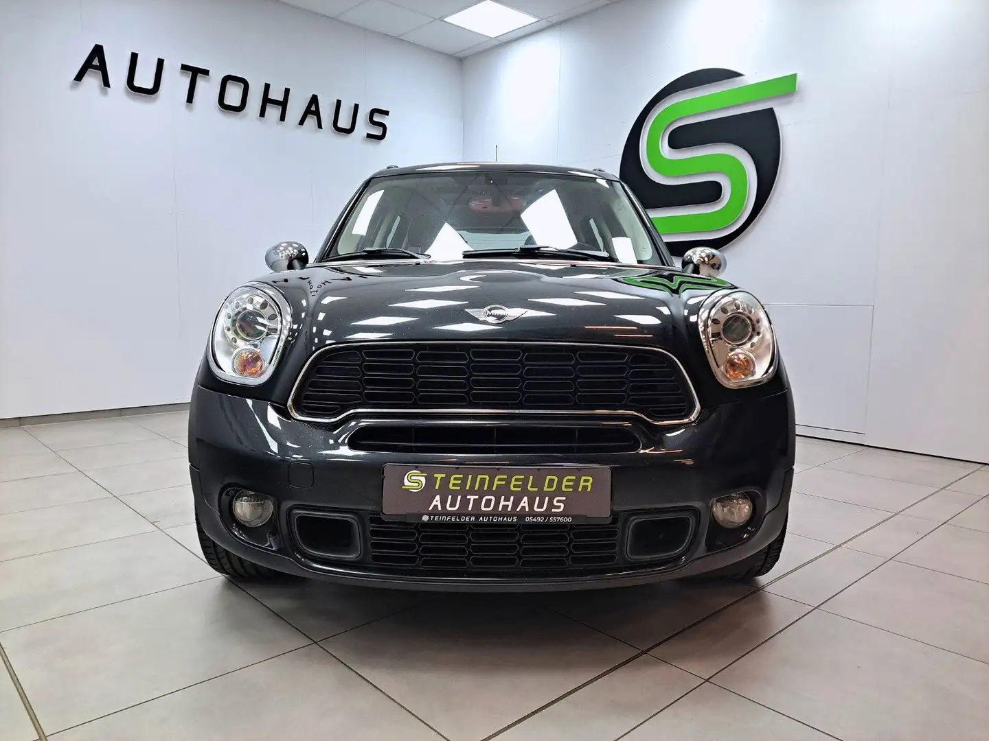 MINI Cooper SD Countryman COOPER SD Countryman All4 / LEDER / PANORAMA Schwarz - 2