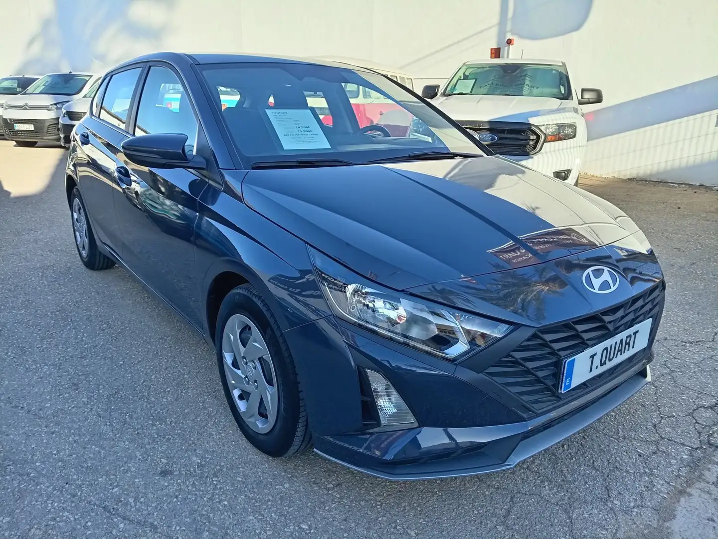 Hyundai i20 1.2 MPI Klass Gris - 2