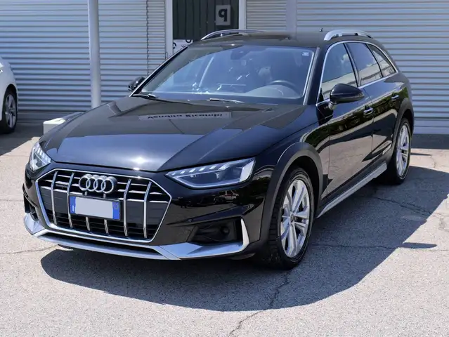 Audi A4 allroad 2.0 (40) Tdi Quattro 204cv S-tronic Identity Contrast