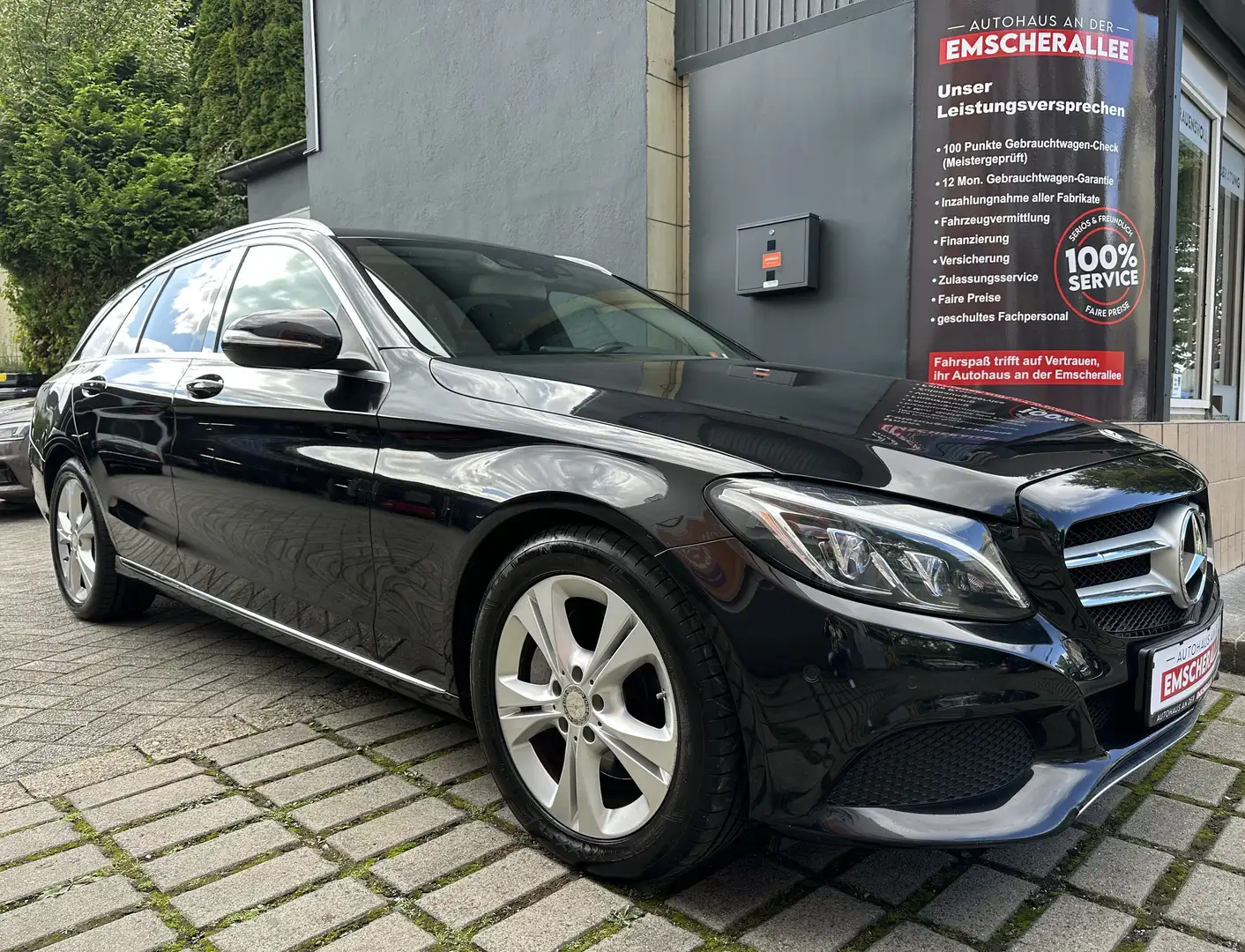Mercedes-Benz C 250 Avantgarde/KEYLESS/NAVI/LED/HUD/AHK Schwarz - 1